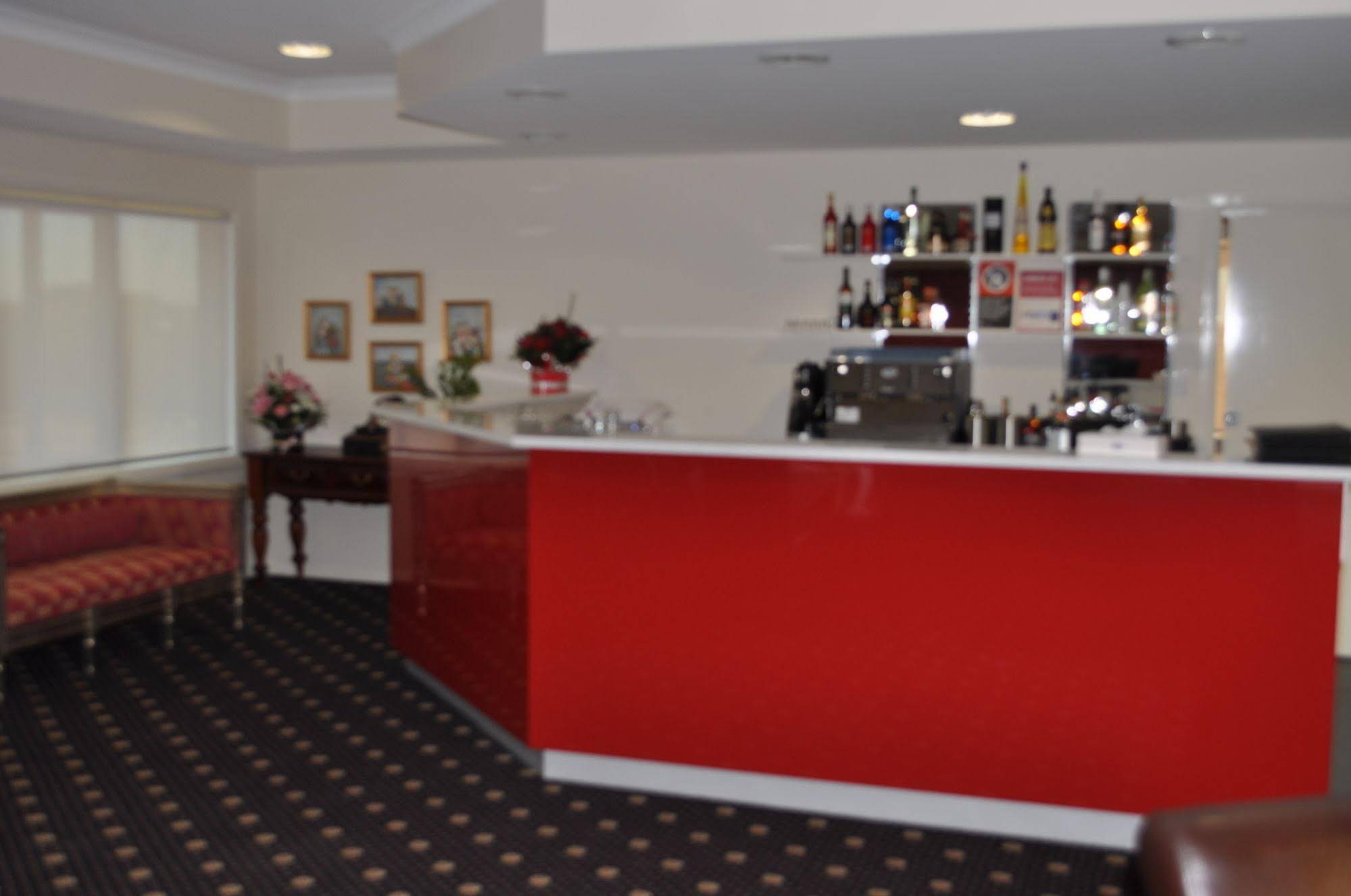 Bishop's Lodge Motor Inn