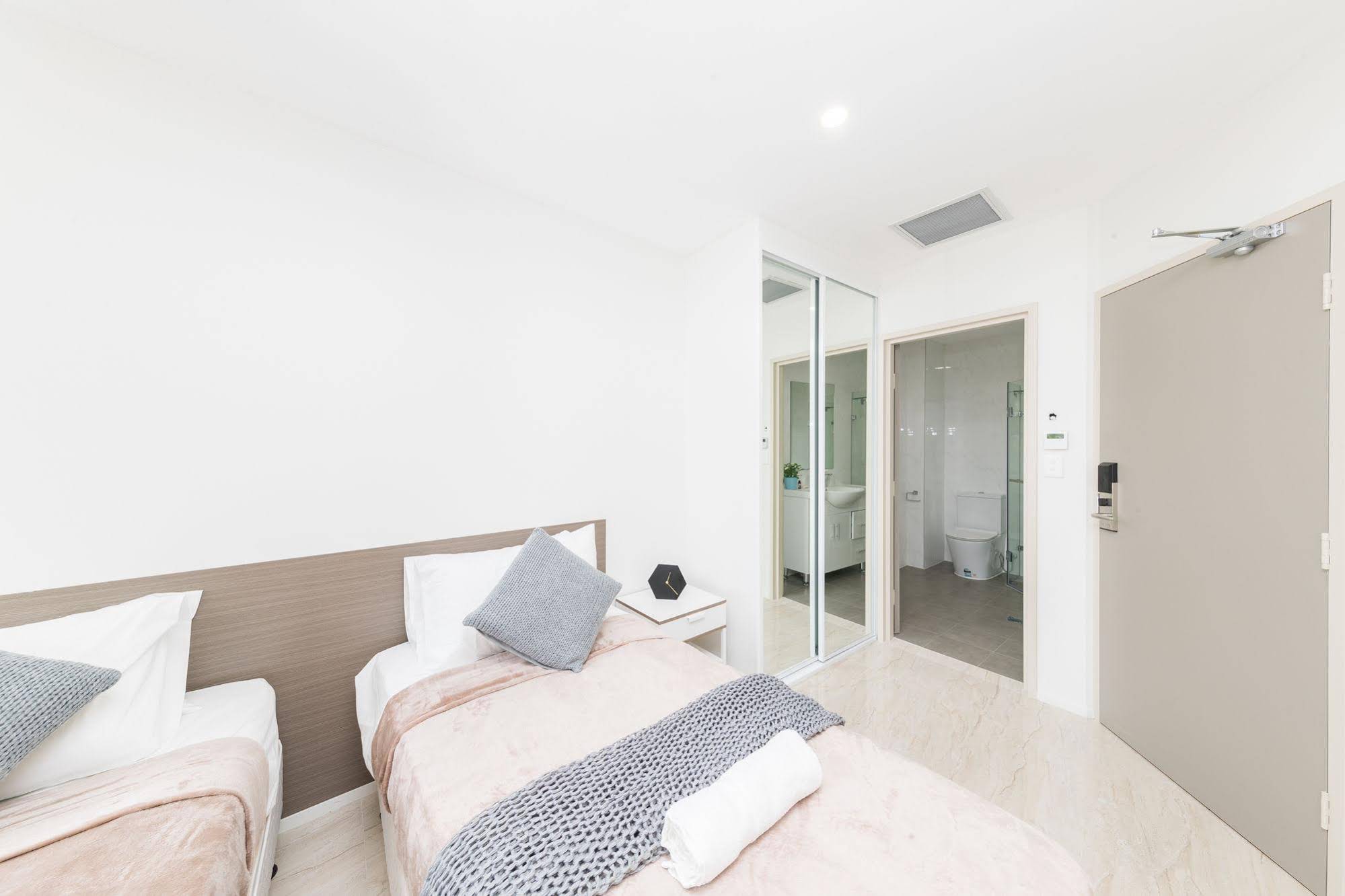 Dixon Residences