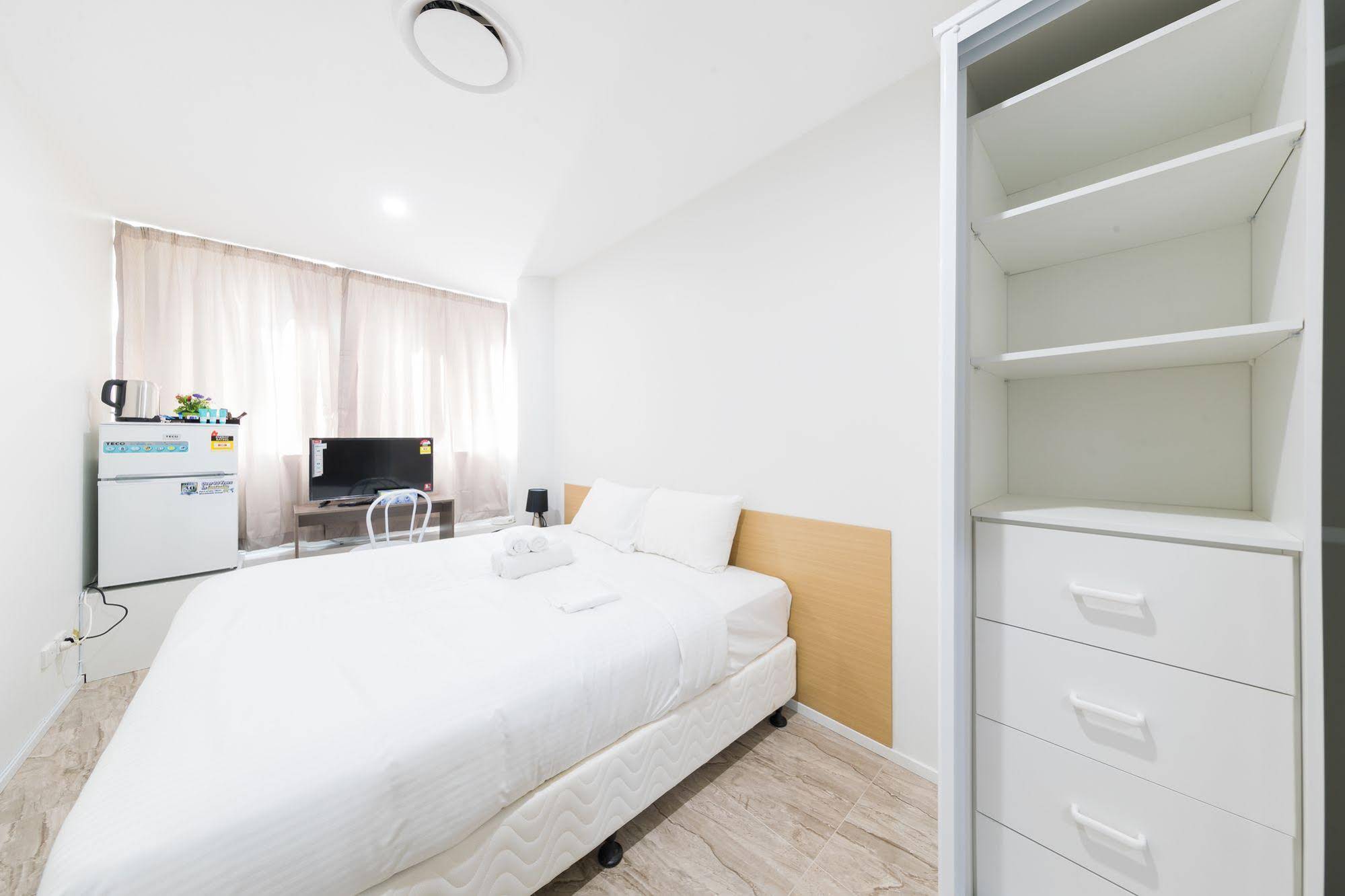 Dixon Residences