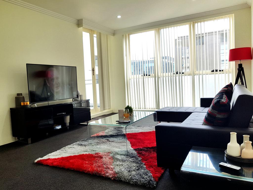 Liv Apartments