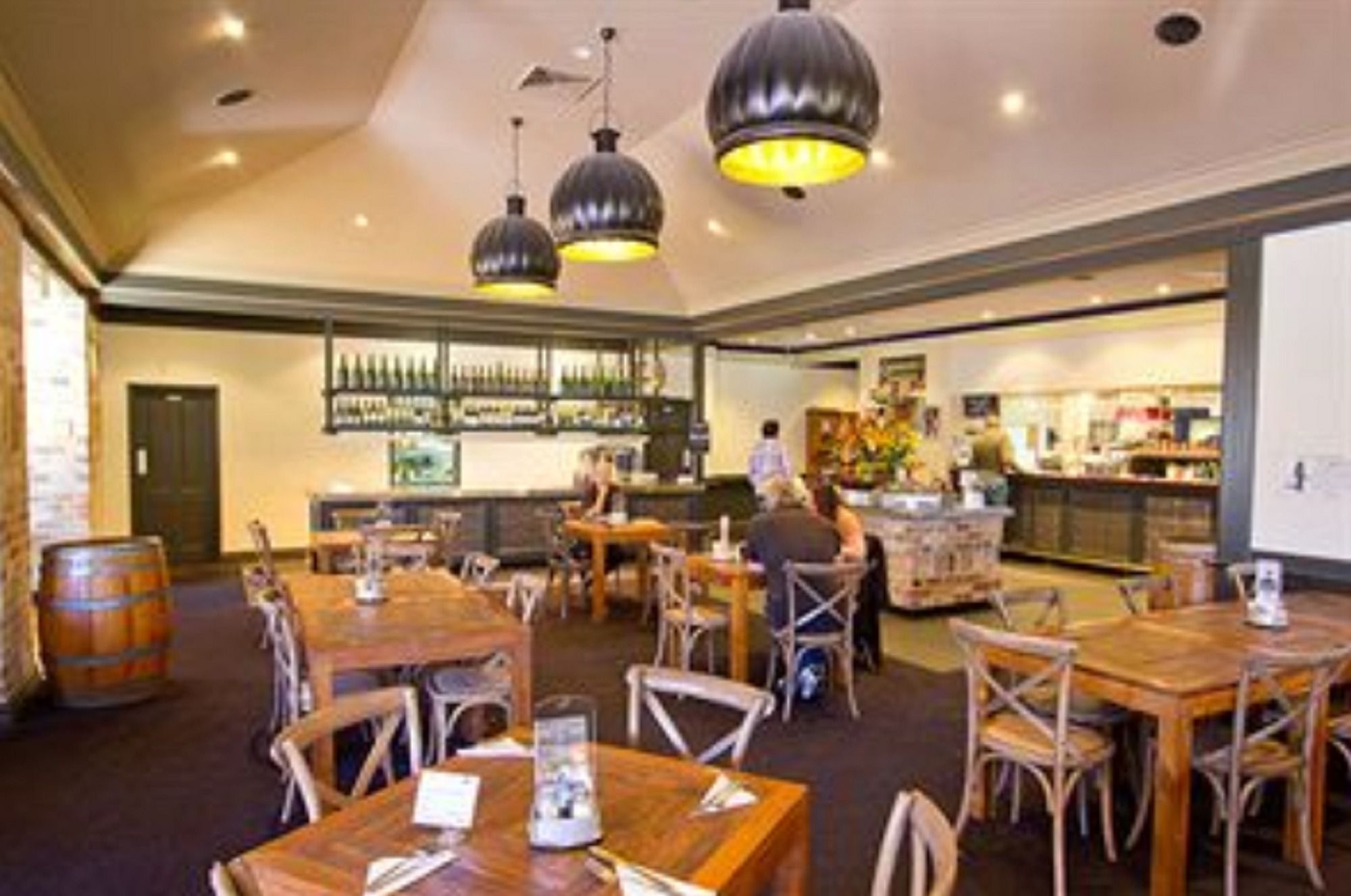 Potters Hotel & Brewery