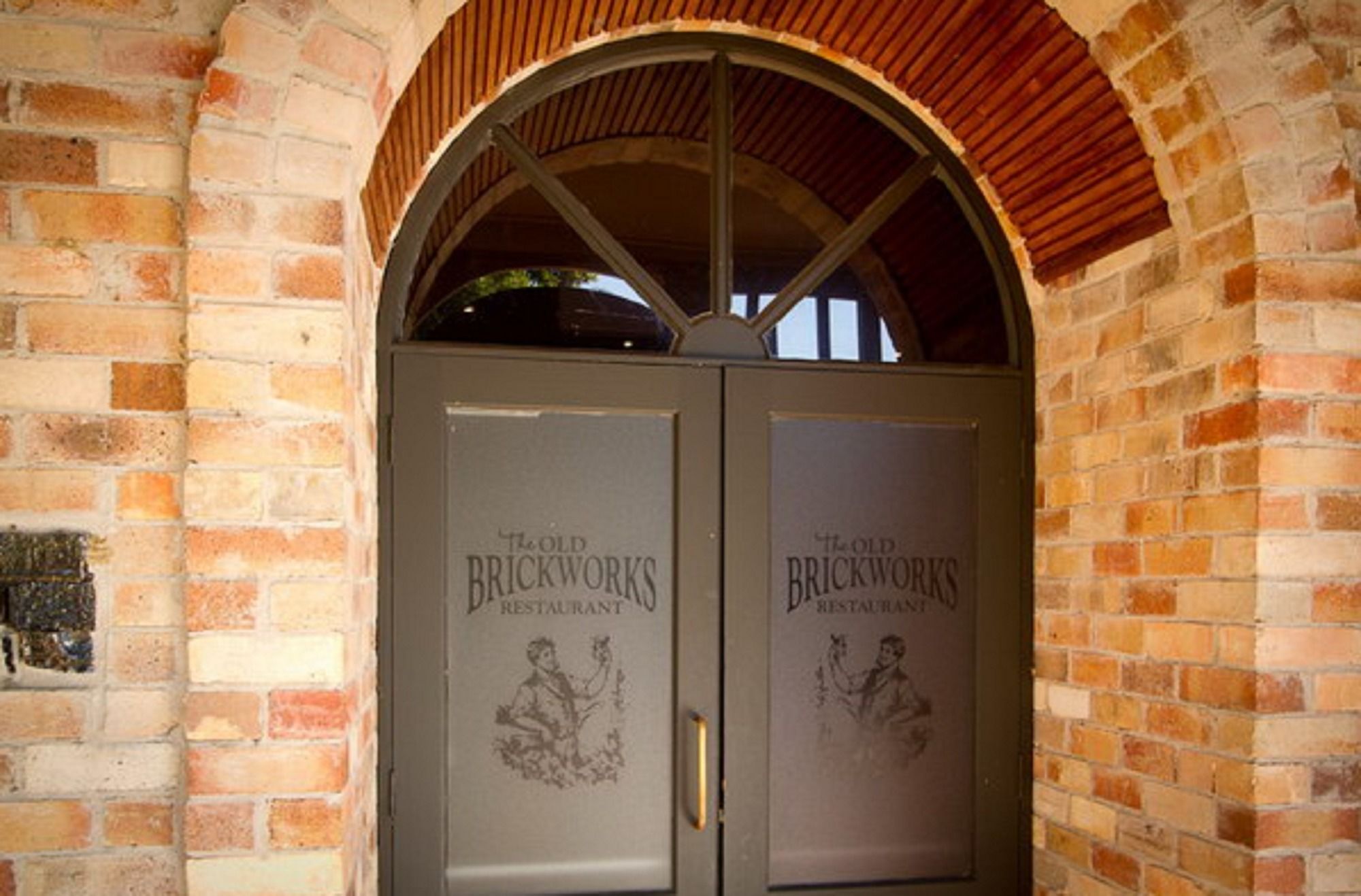 Potters Hotel & Brewery