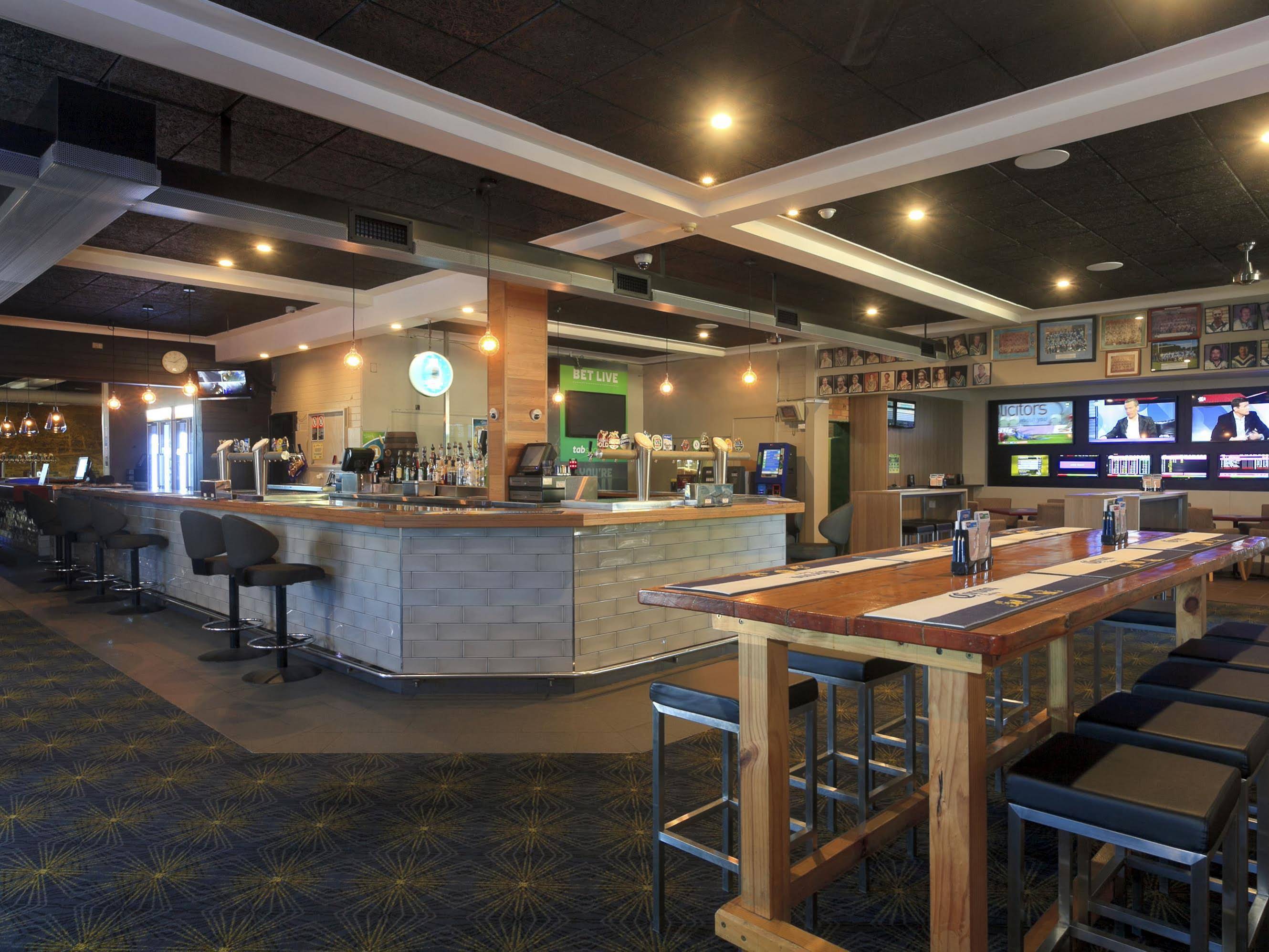 Shortland Hotel