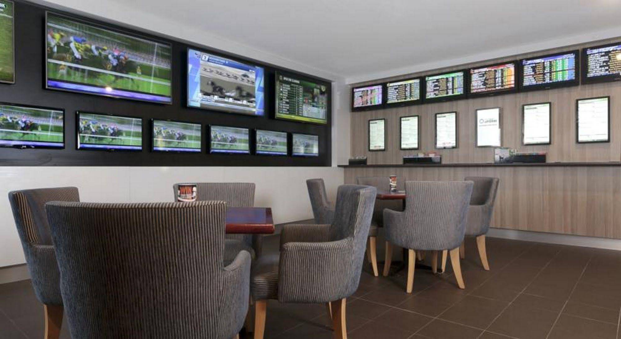 Shortland Hotel
