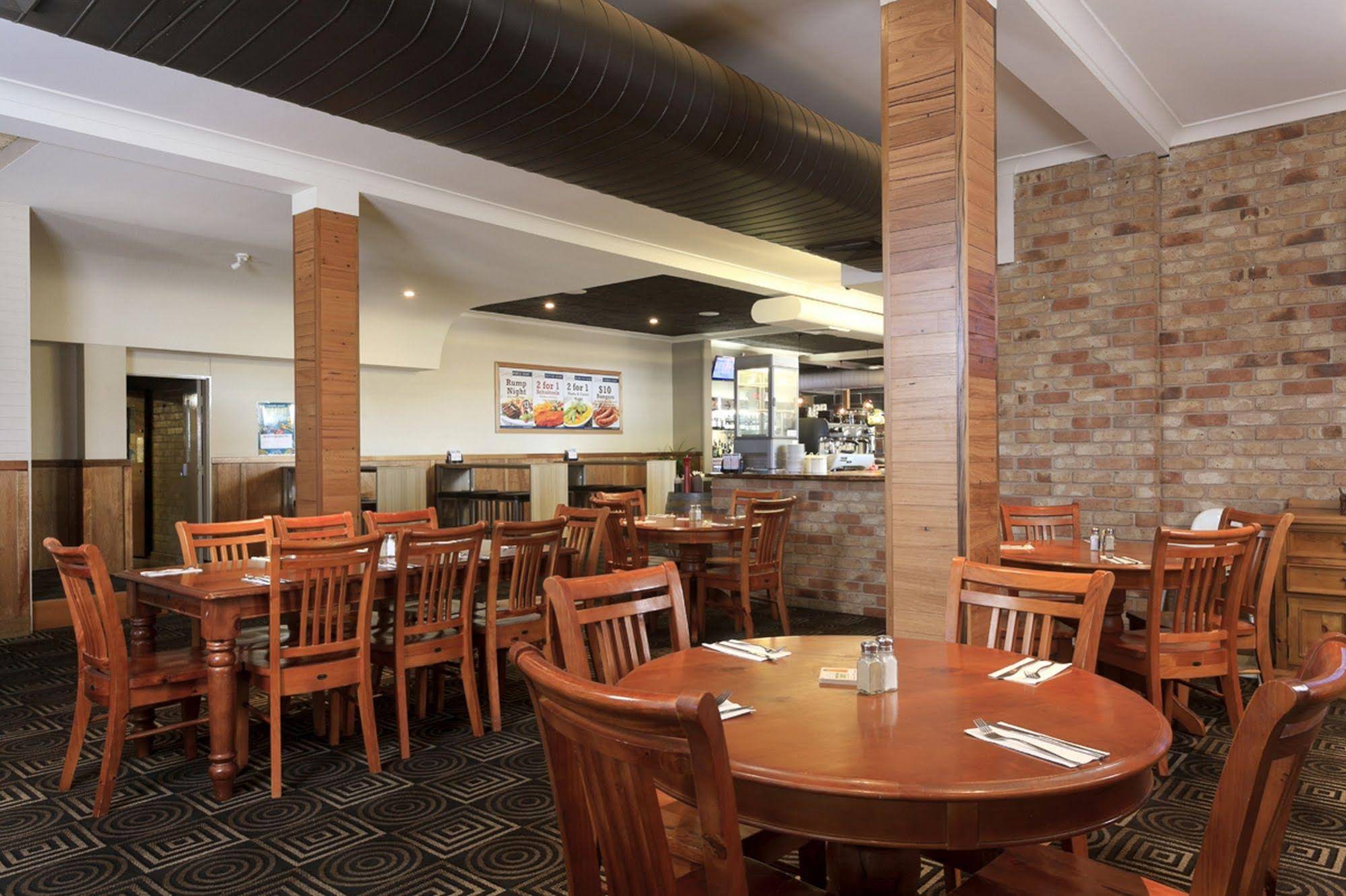 Shortland Hotel