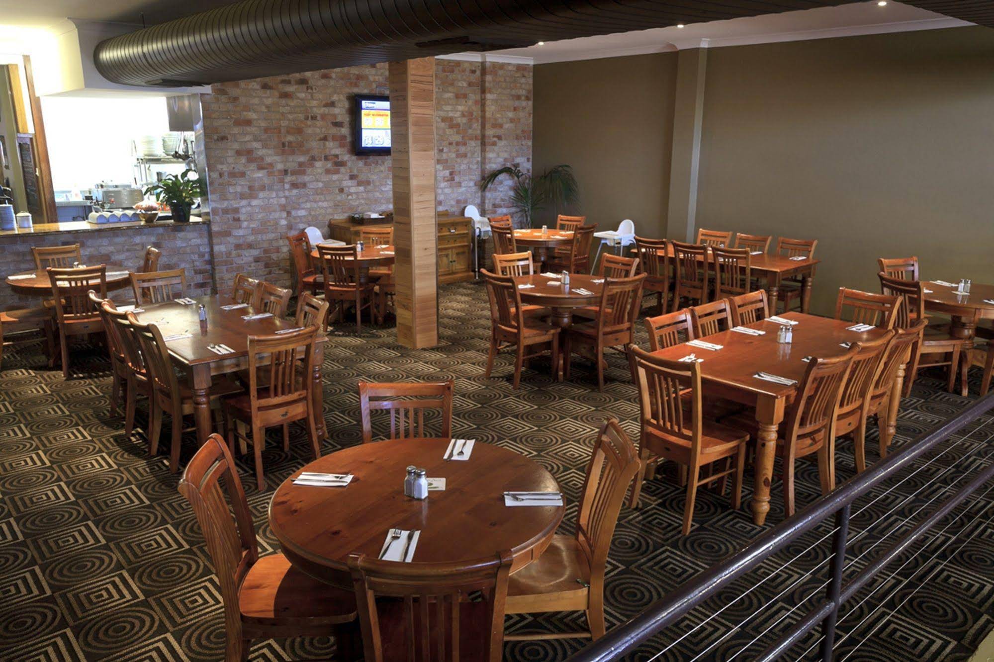 Shortland Hotel