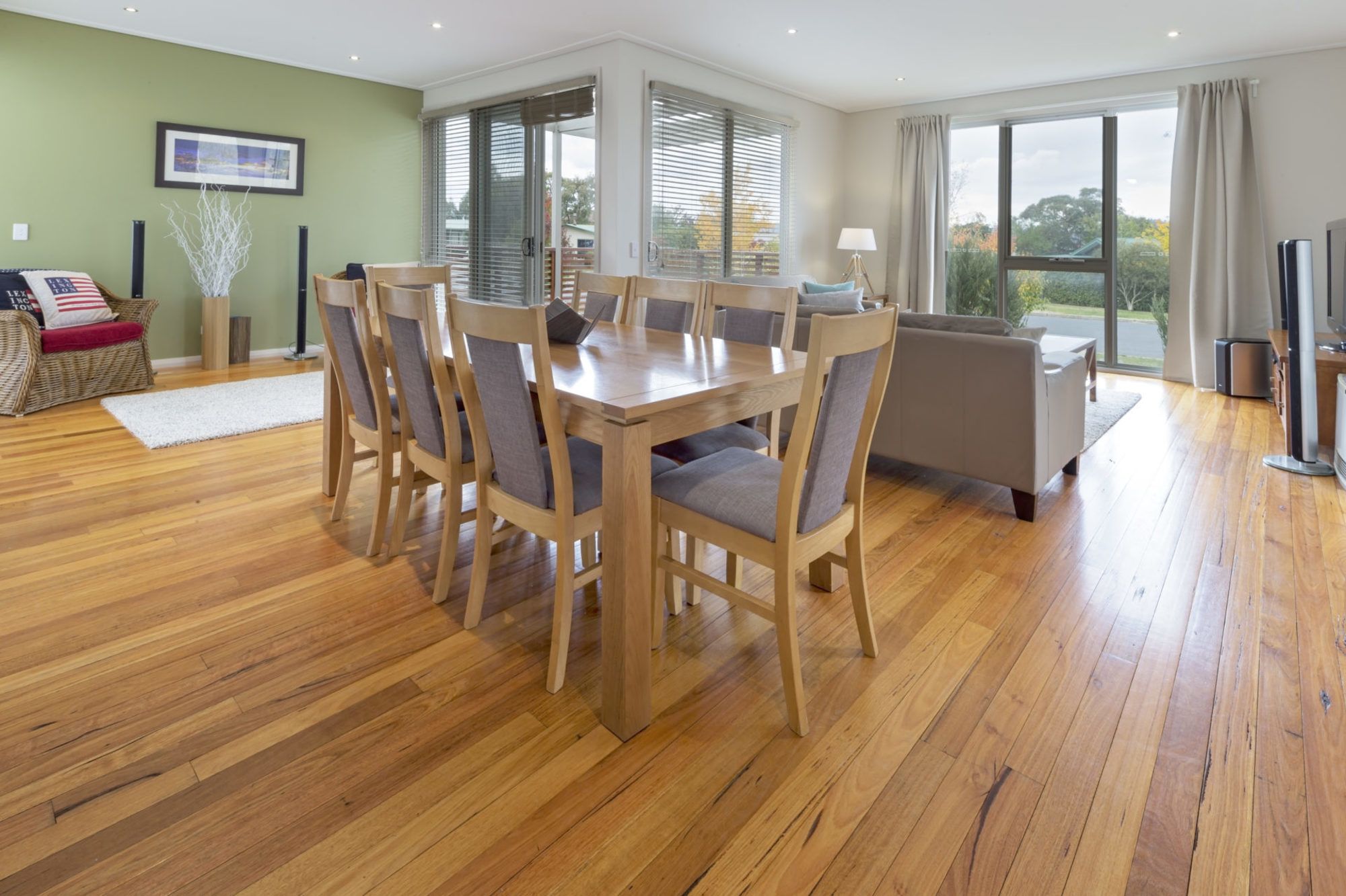 Alpine Snow Angels Retreat Luxurious Snowy Mountains Living