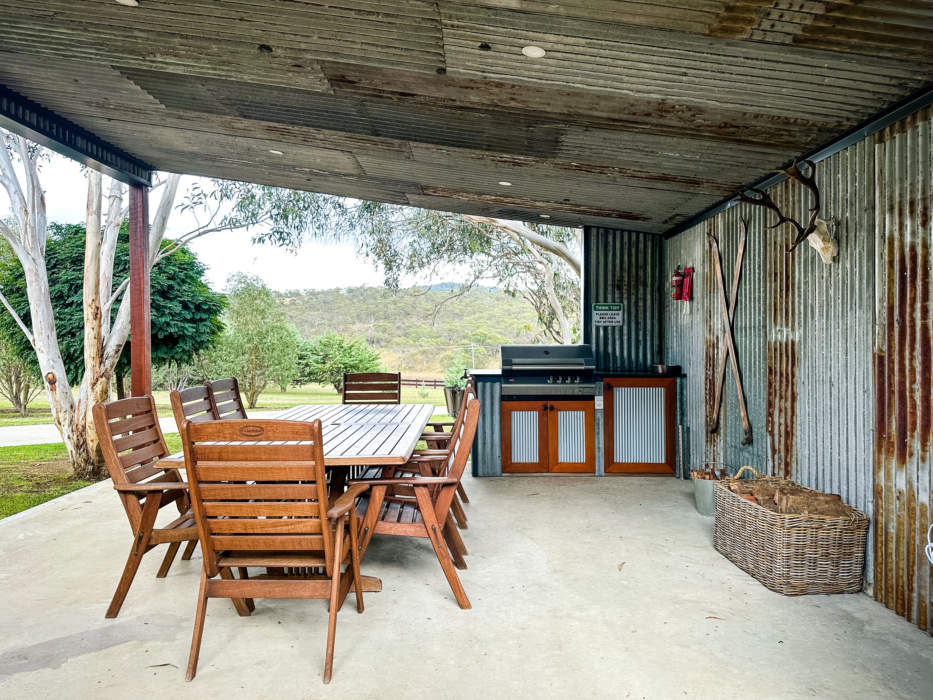 Hamilton House - Snowy Mountain Luxury Villas
