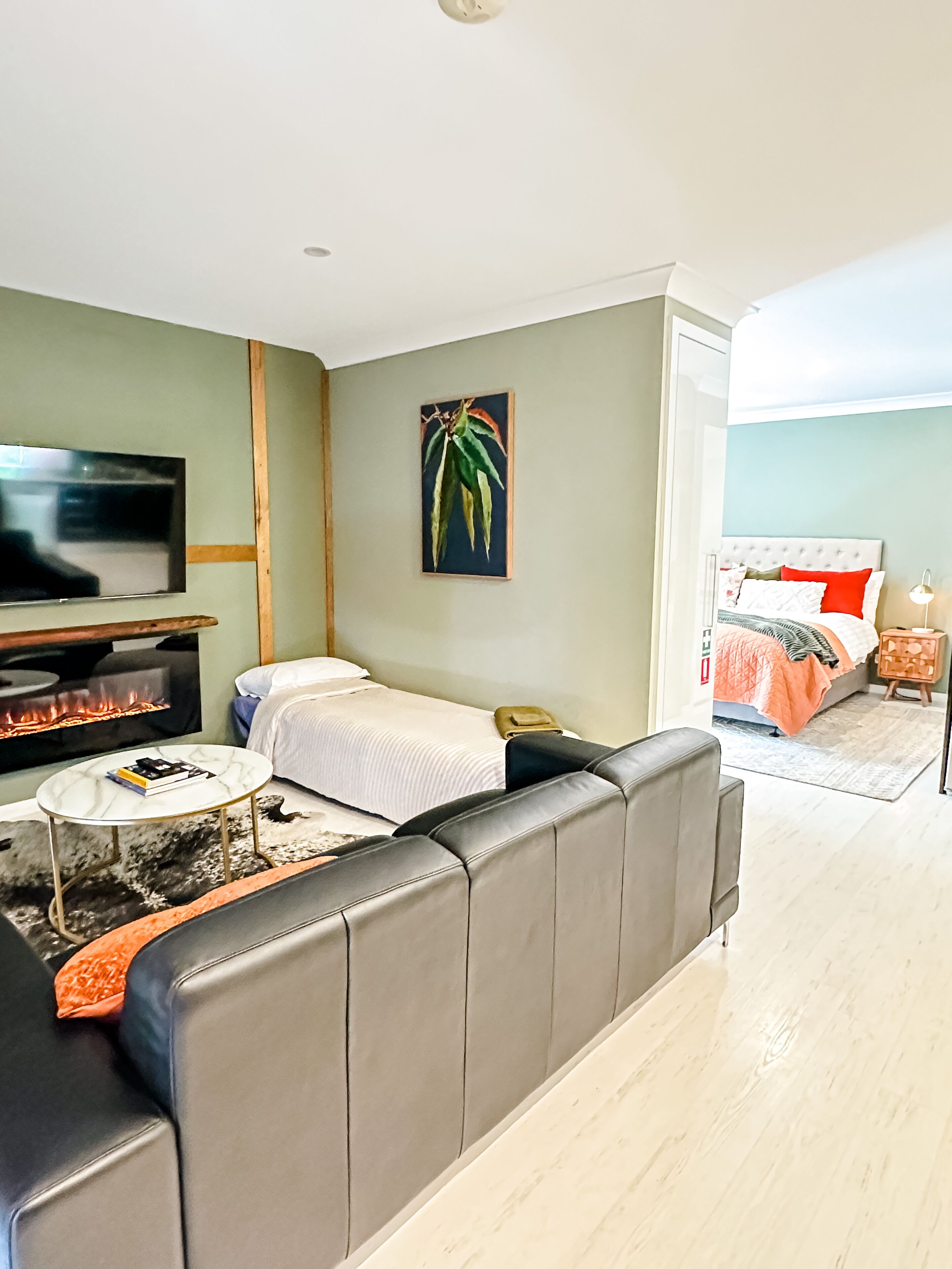 Hamilton House - Snowy Mountain Luxury Villas