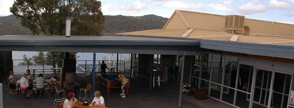 Lake Jindabyne Hotel