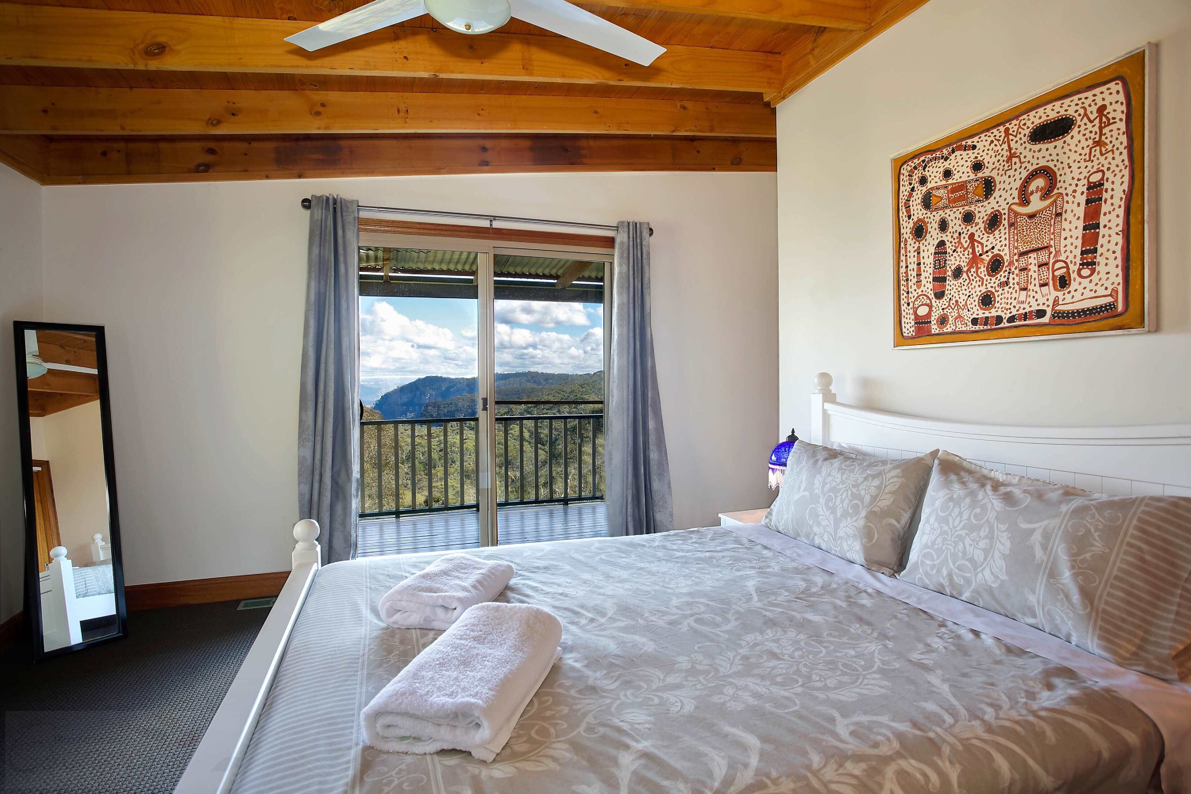 Narrow Neck Lodge
