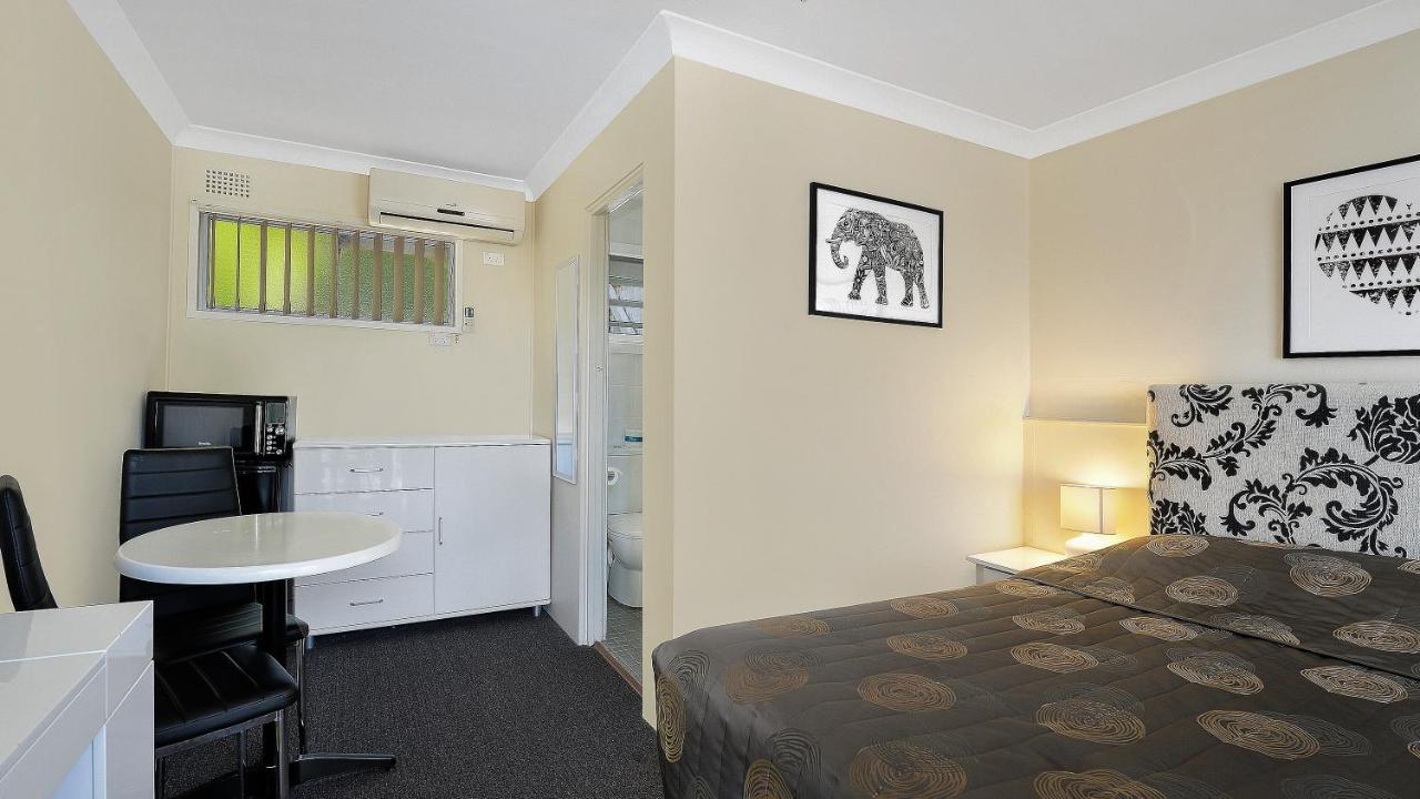 Motel 617