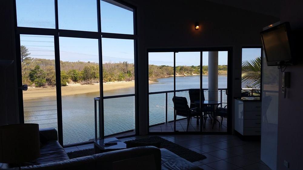 Sunrise Cove Holiday Apartments