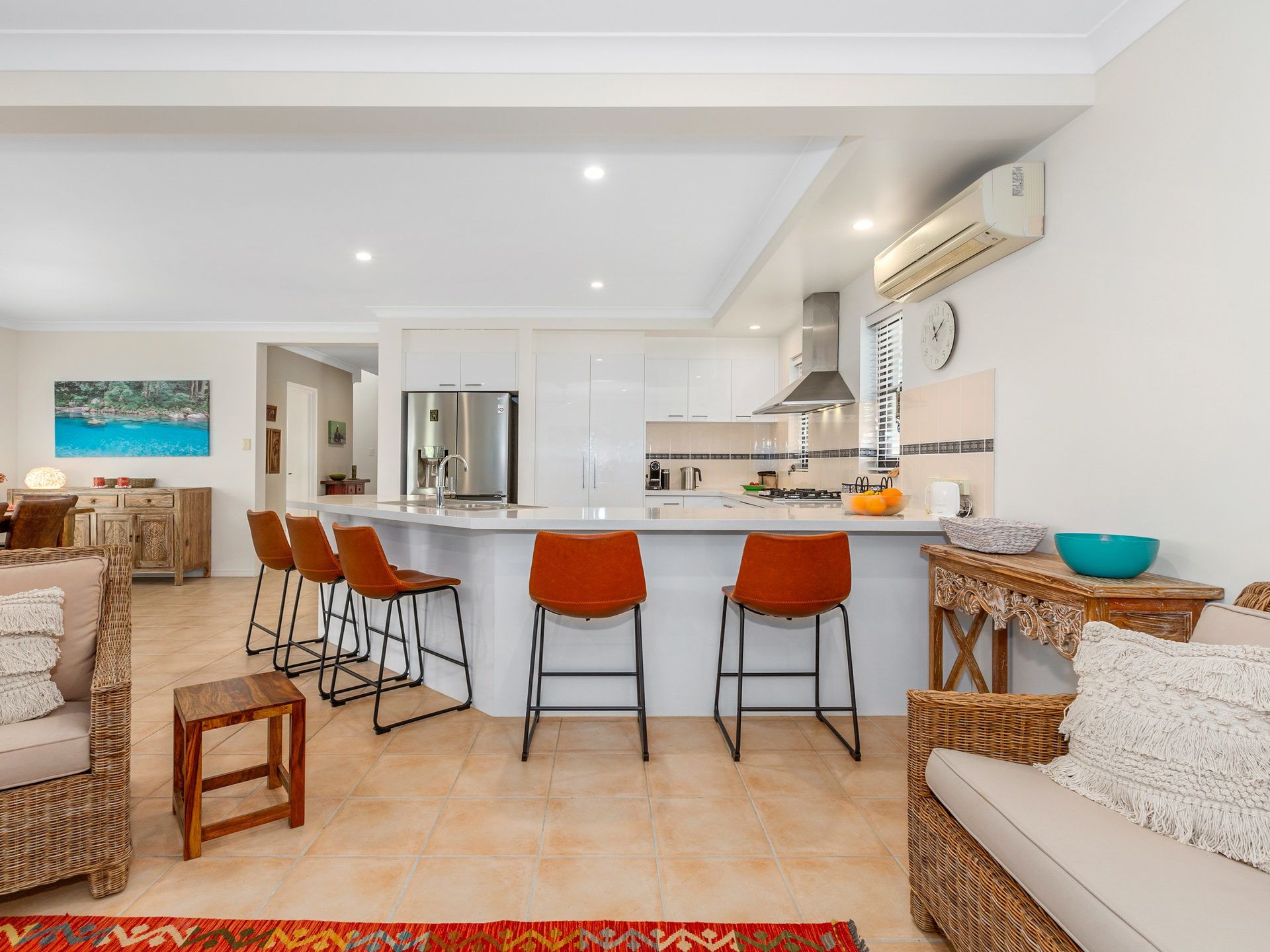 The Doggy Beach House At Salt