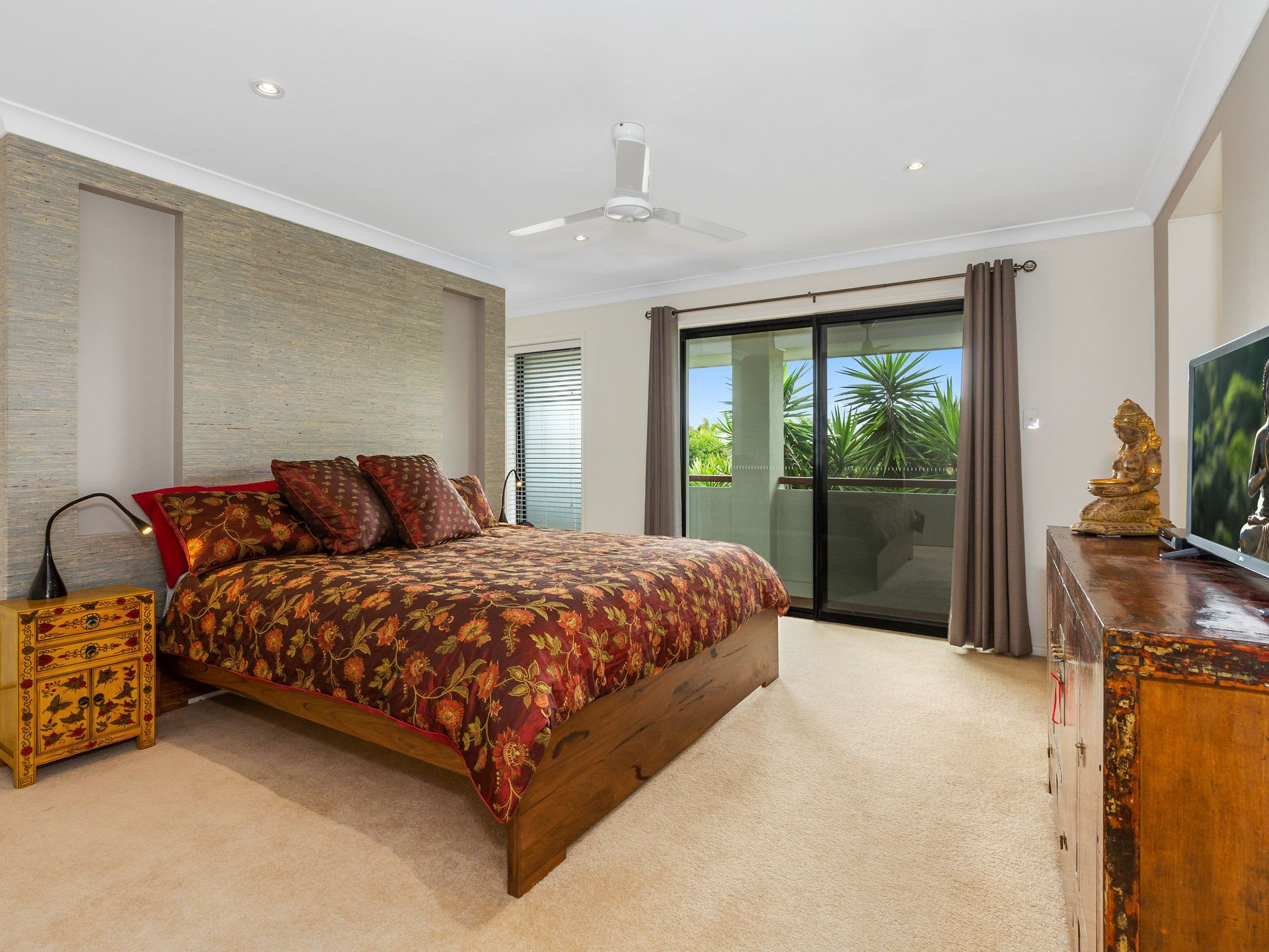 The Doggy Beach House At Salt