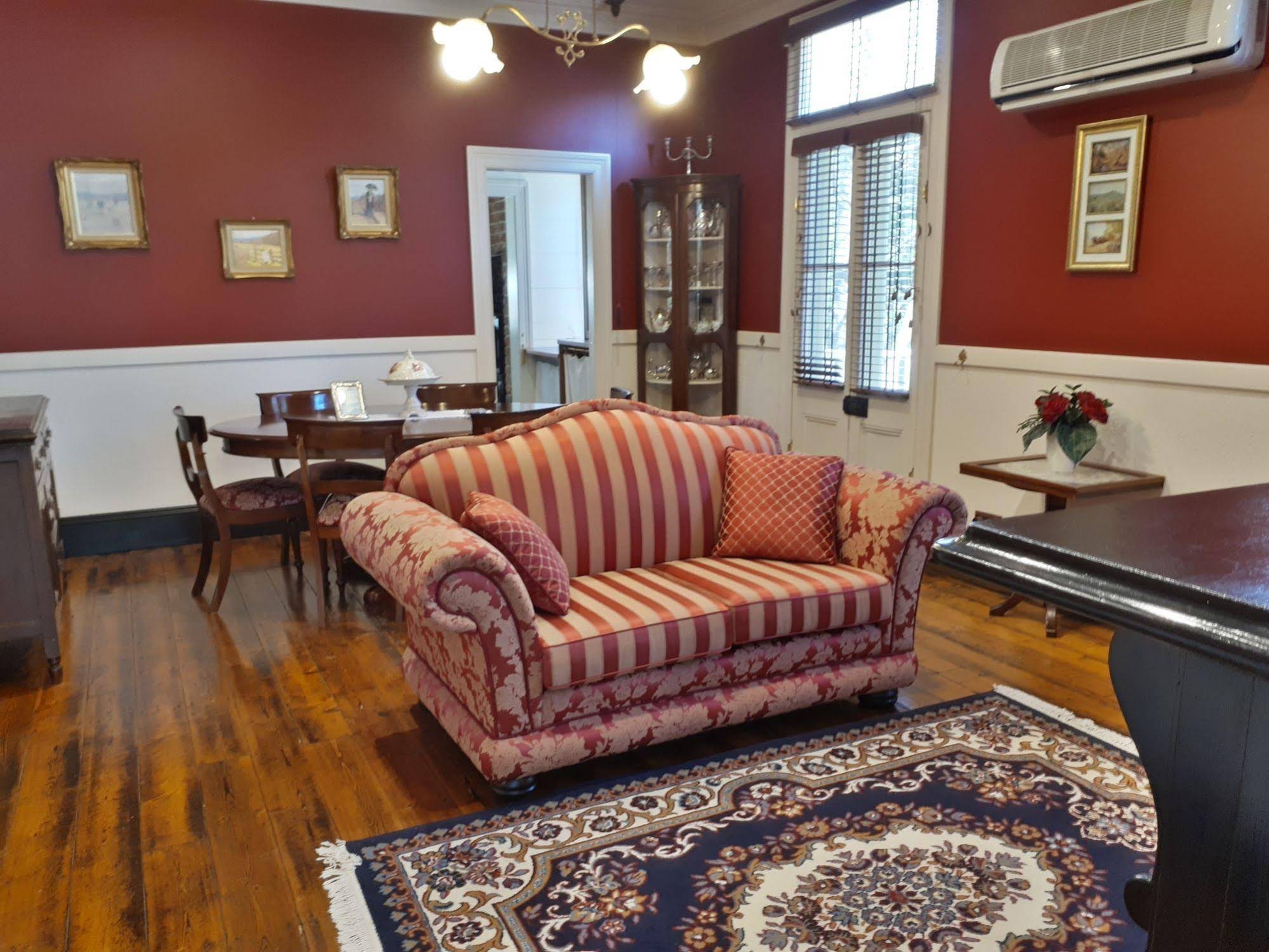 Plynlimmon - The 1860 Heritage Cottage at Kurrajong