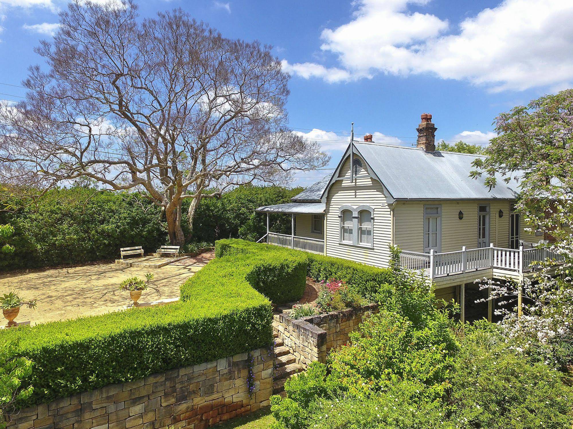 Plynlimmon - The 1860 Heritage Cottage at Kurrajong