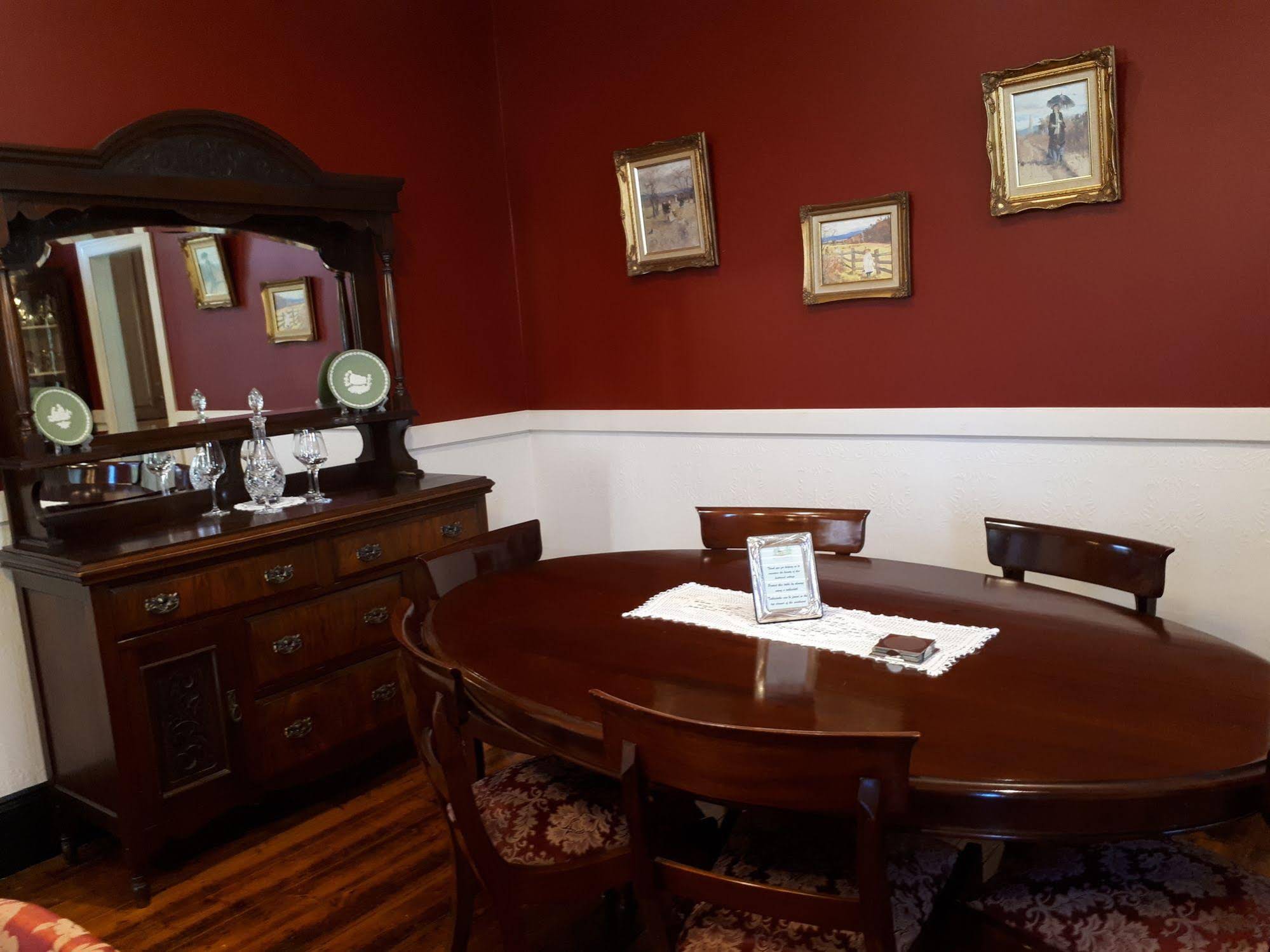 Plynlimmon - The 1860 Heritage Cottage at Kurrajong