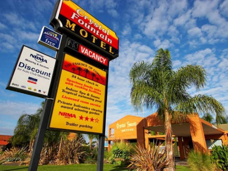 Crystal Fountain Motel