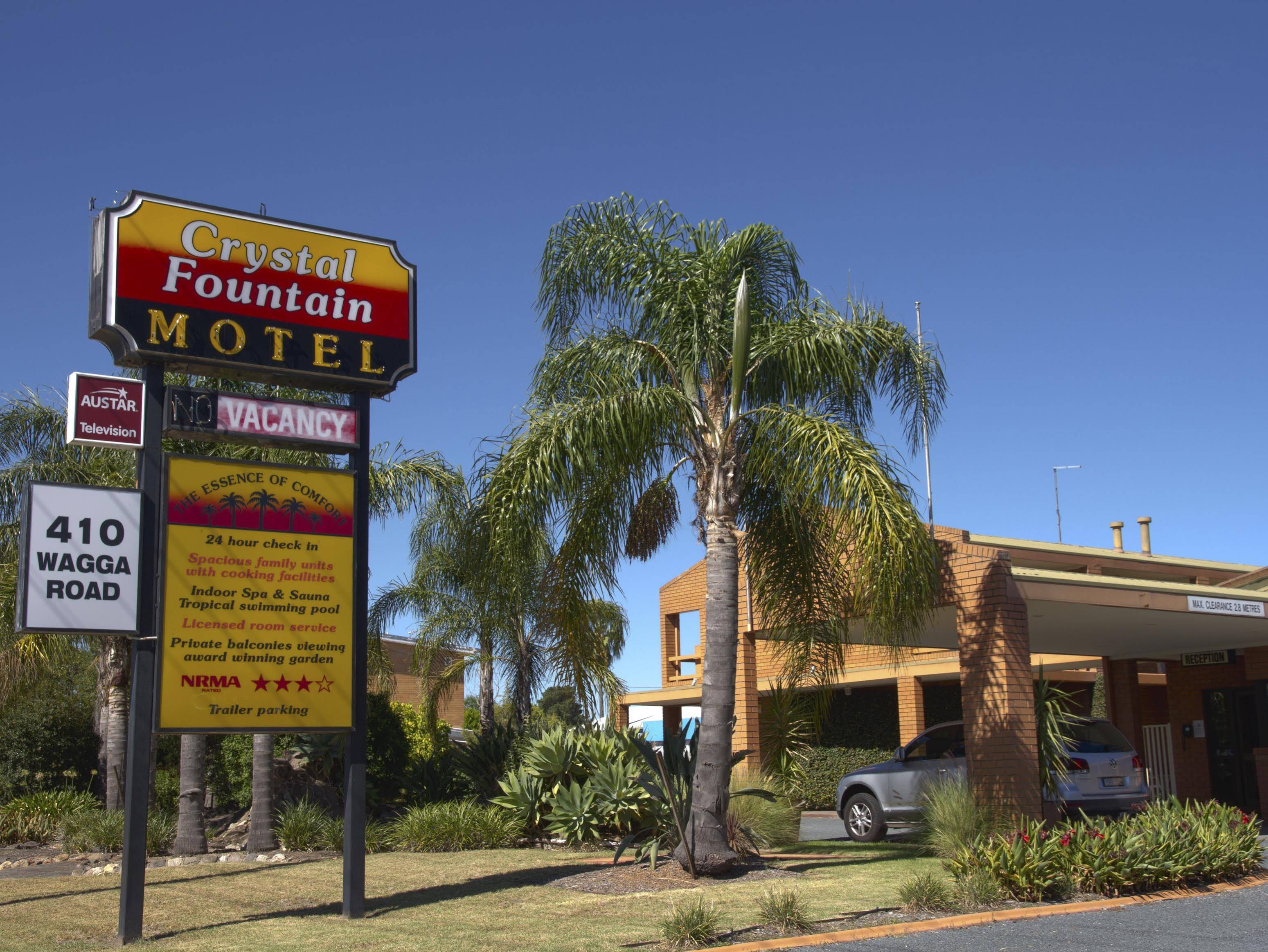 Crystal Fountain Motel