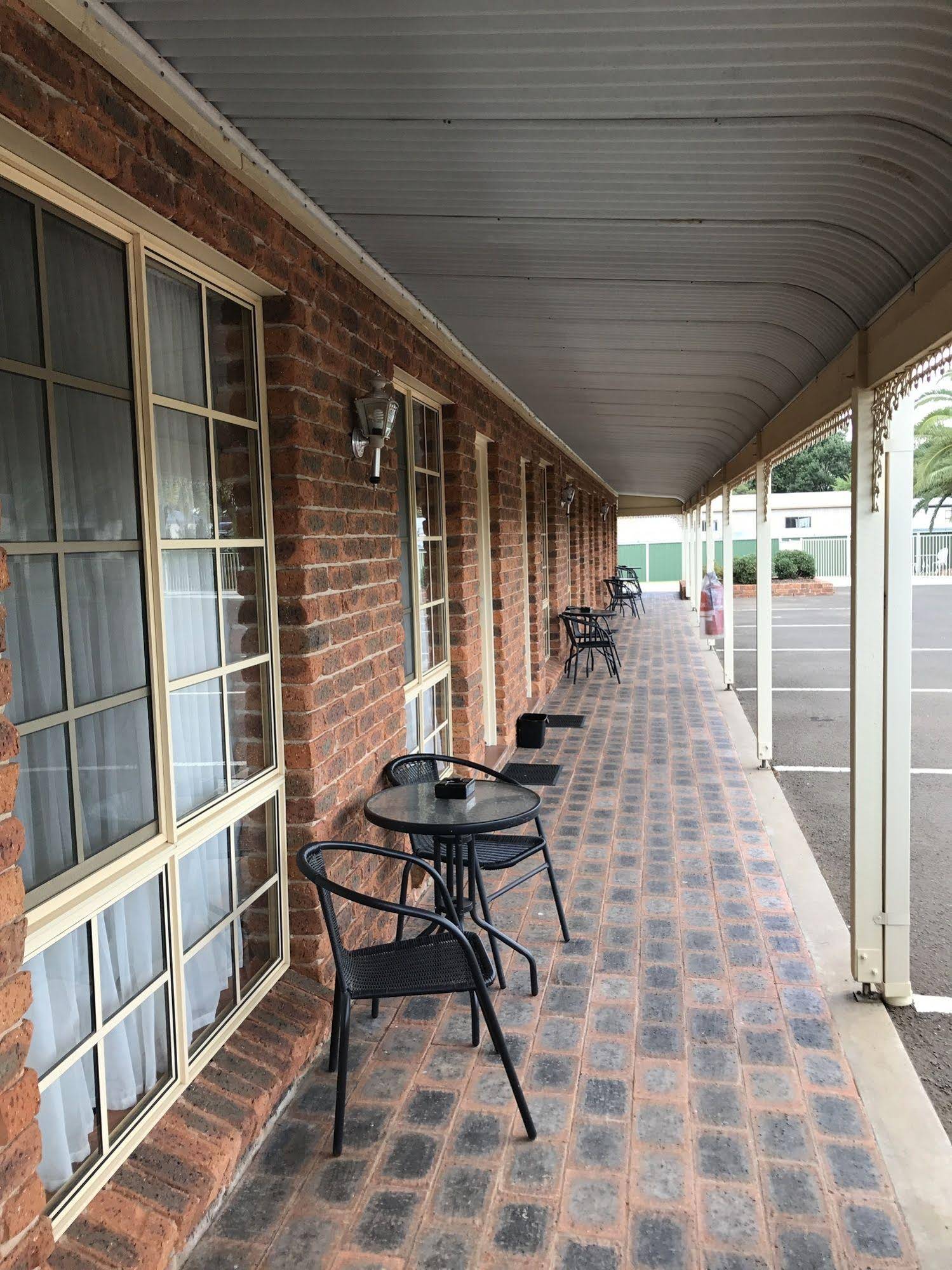 Leeton Heritage Motor Inn