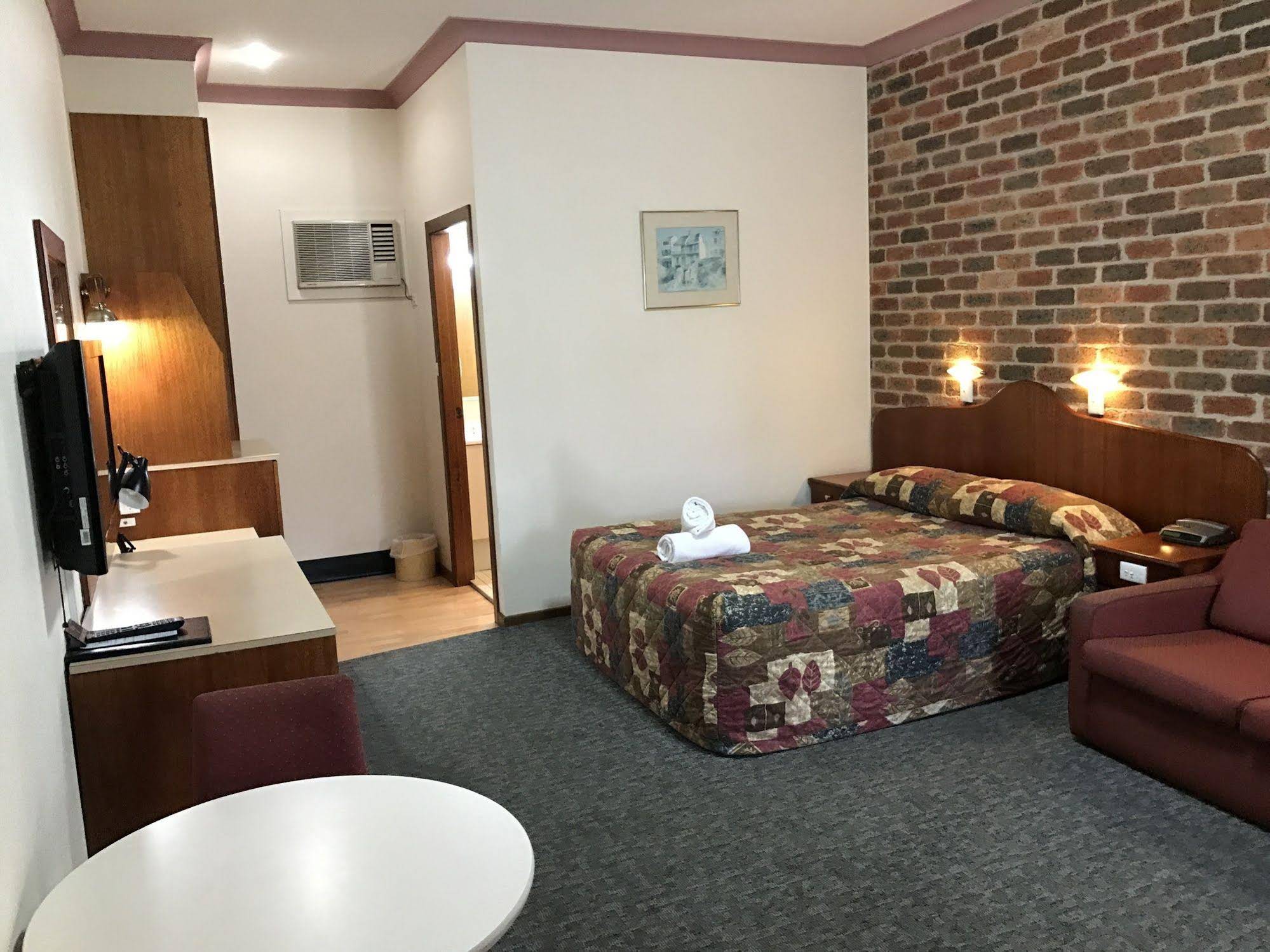 Leeton Heritage Motor Inn