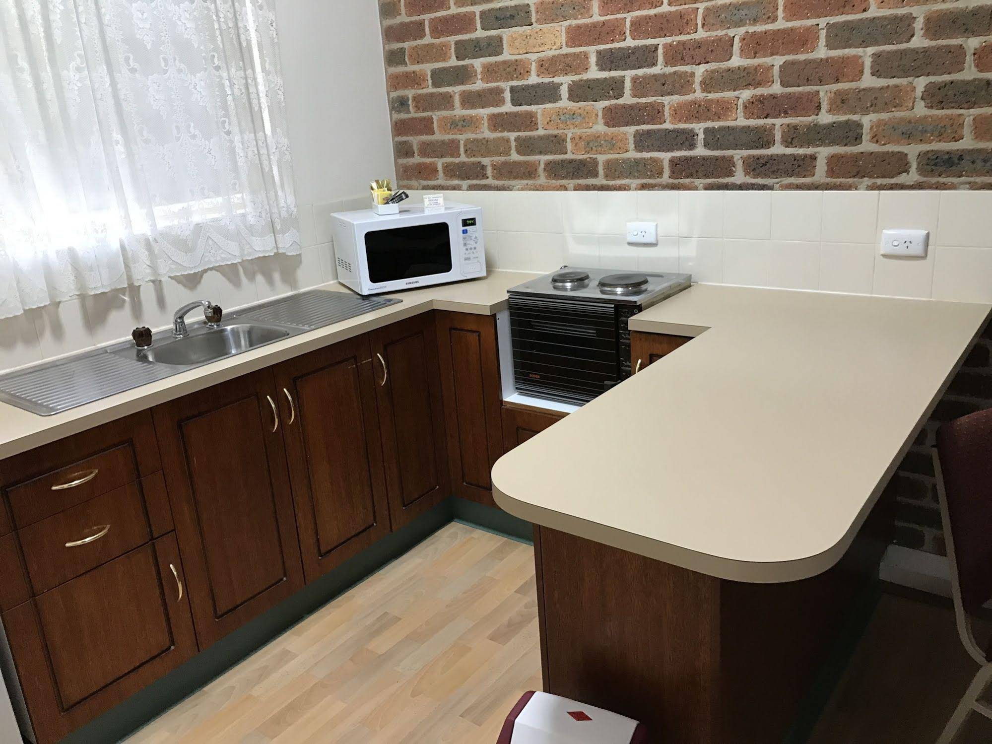 Leeton Heritage Motor Inn