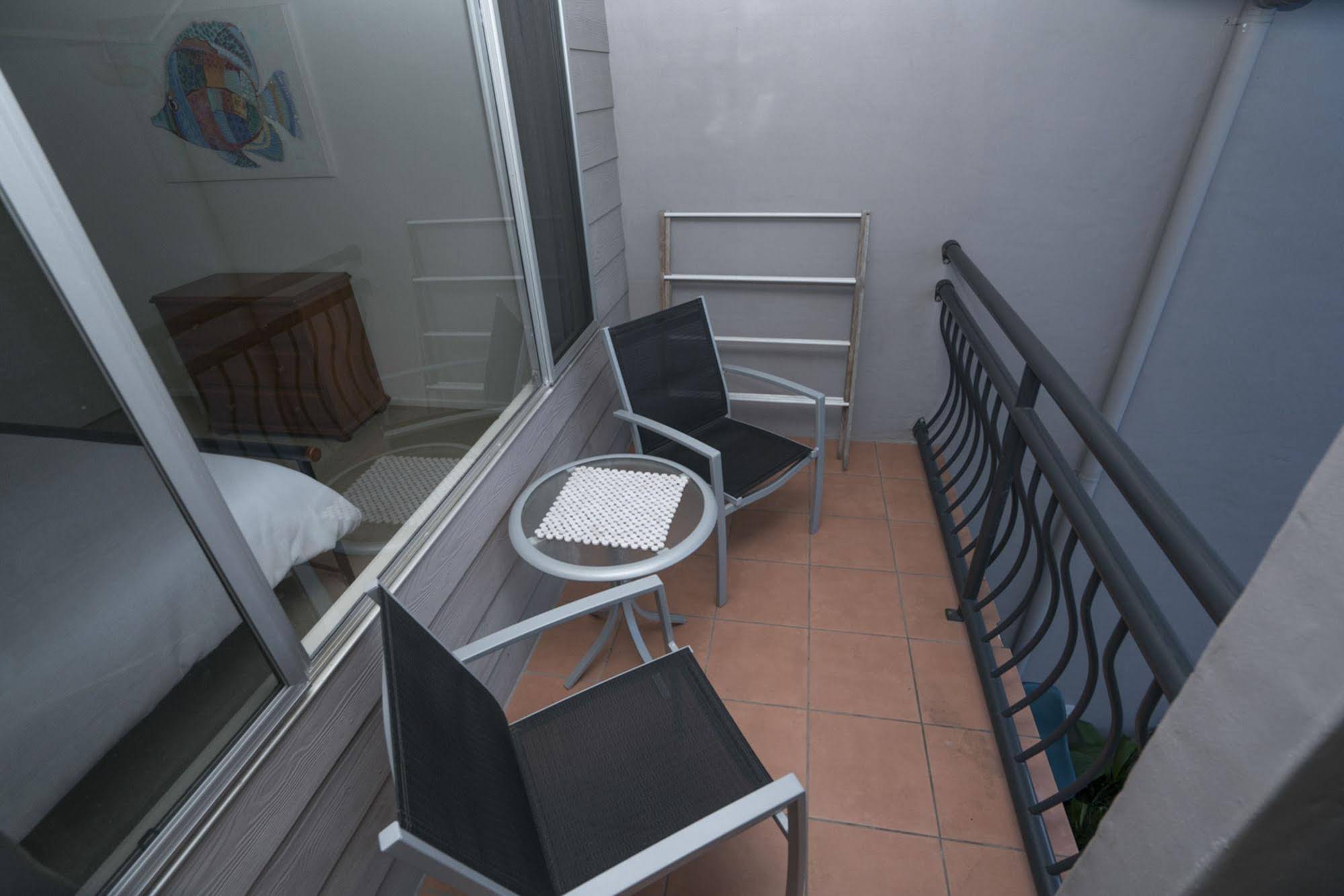 Absolute Beachfront Apartments Lennox Head