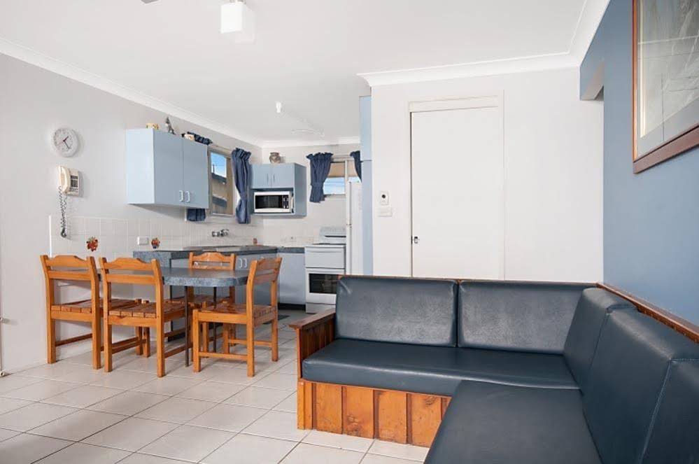 Absolute Beachfront Apartments Lennox Head
