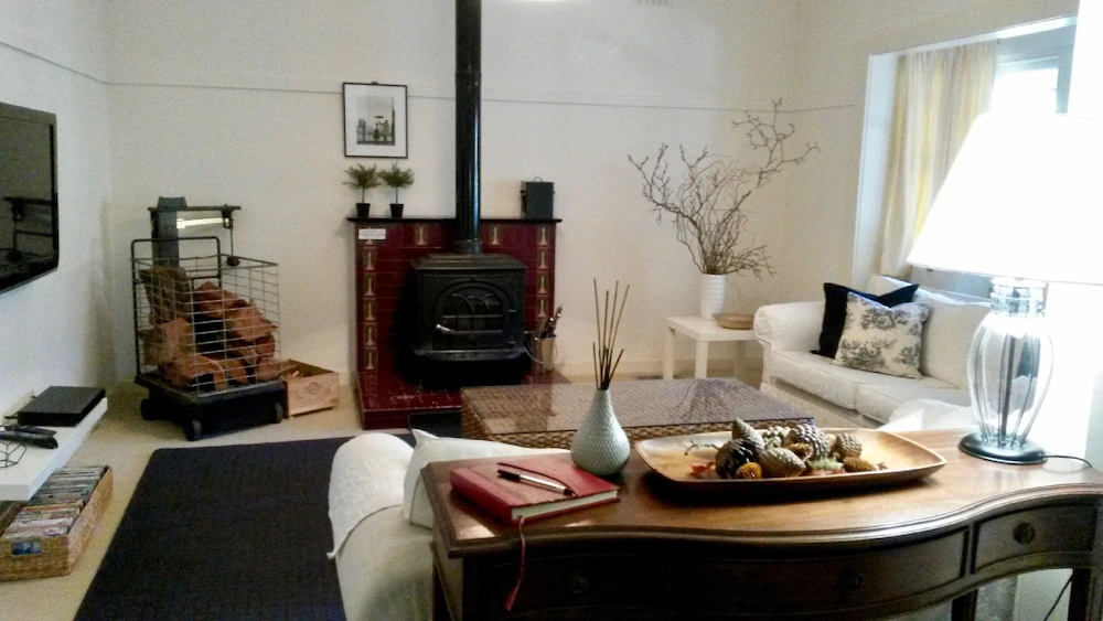 Leura Country Cottage