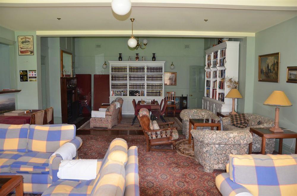 Leura House