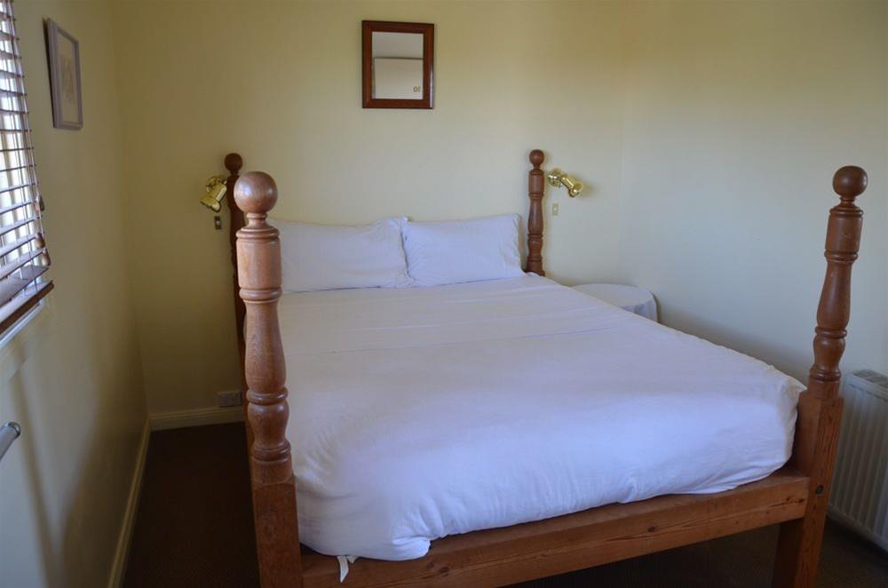 Leura House