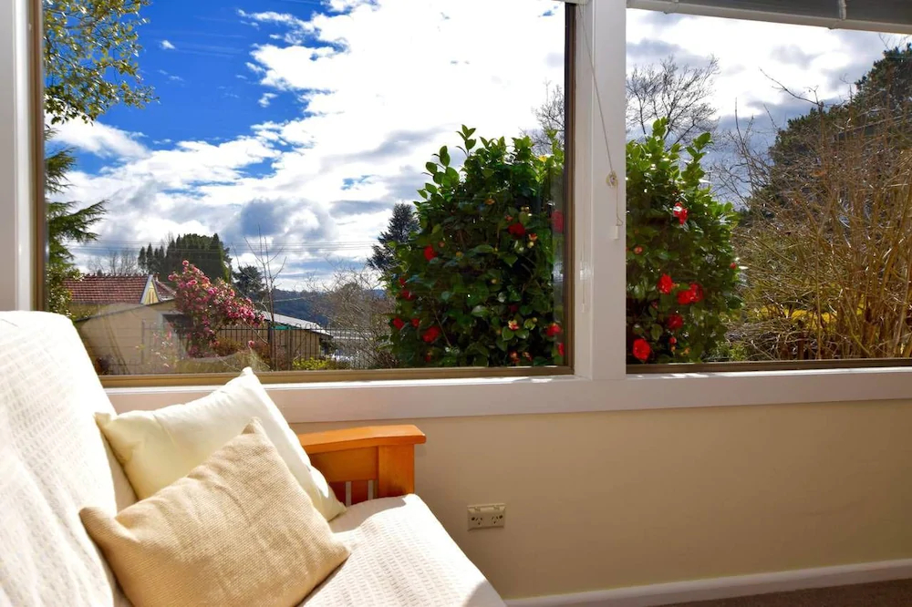 Raspberry Terrace Of Leura