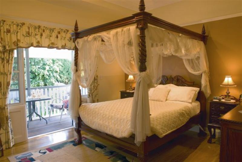 Elindale House Bed & Breakfast