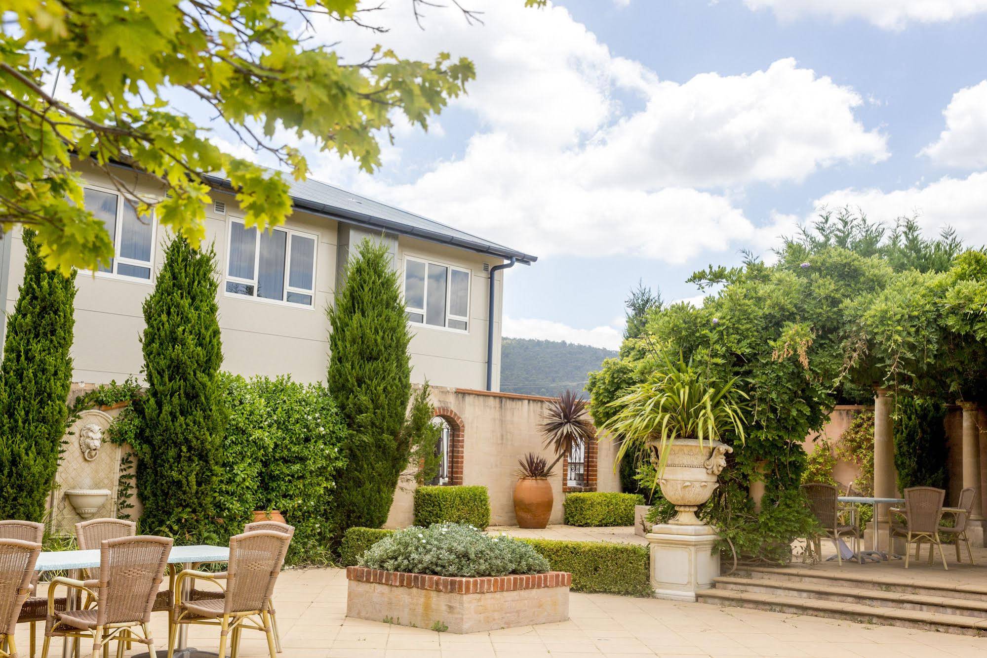 Lithgow Workies Club Motel