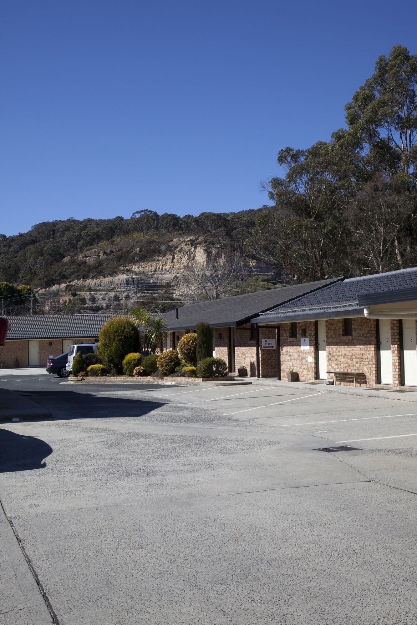 Zig Zag Motel