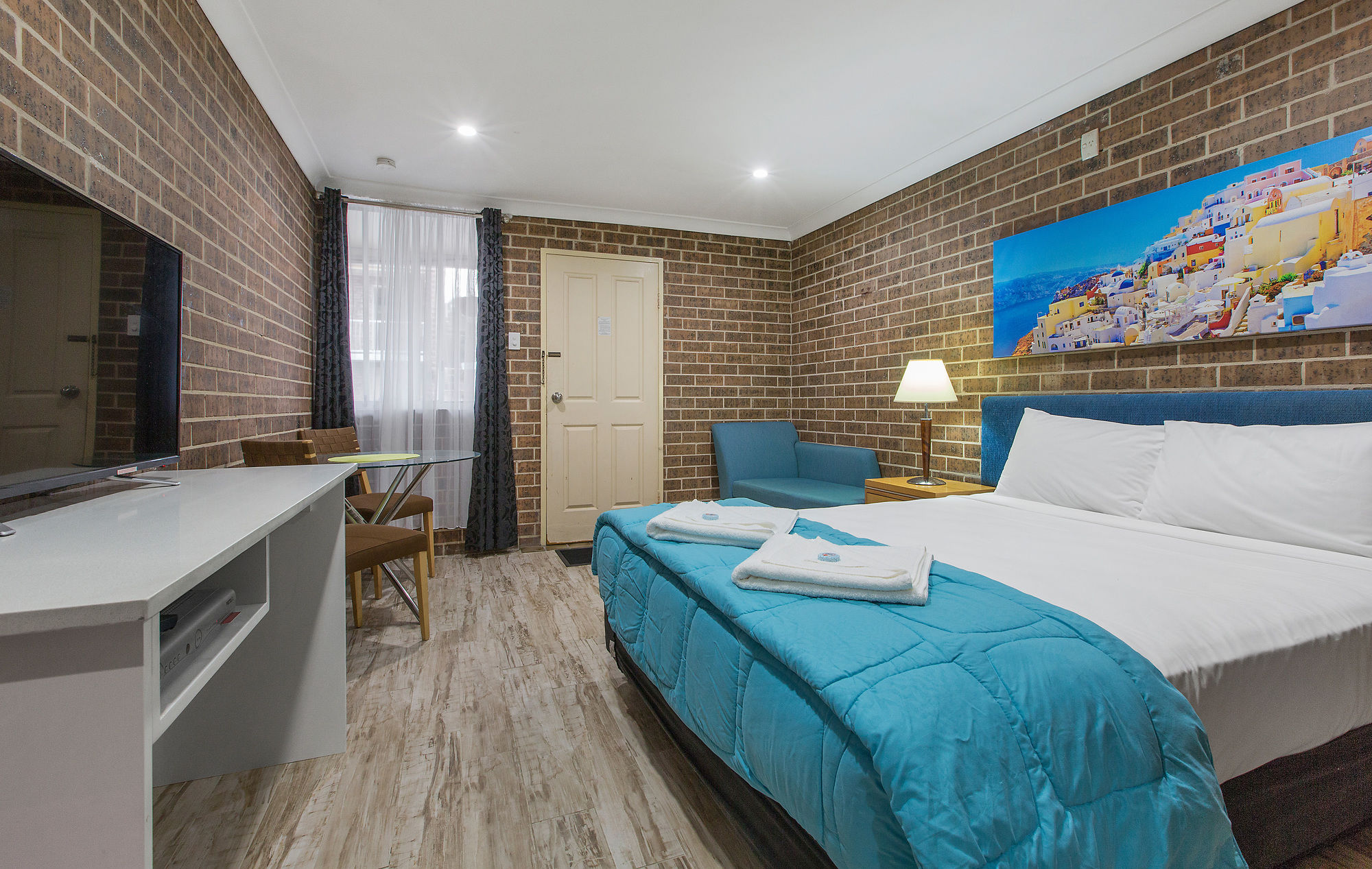 Buccaneer Motel