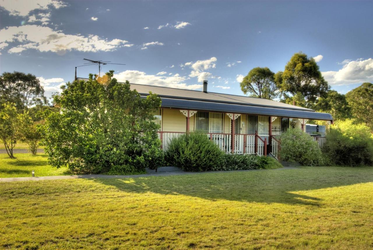 Cottages On Lovedale