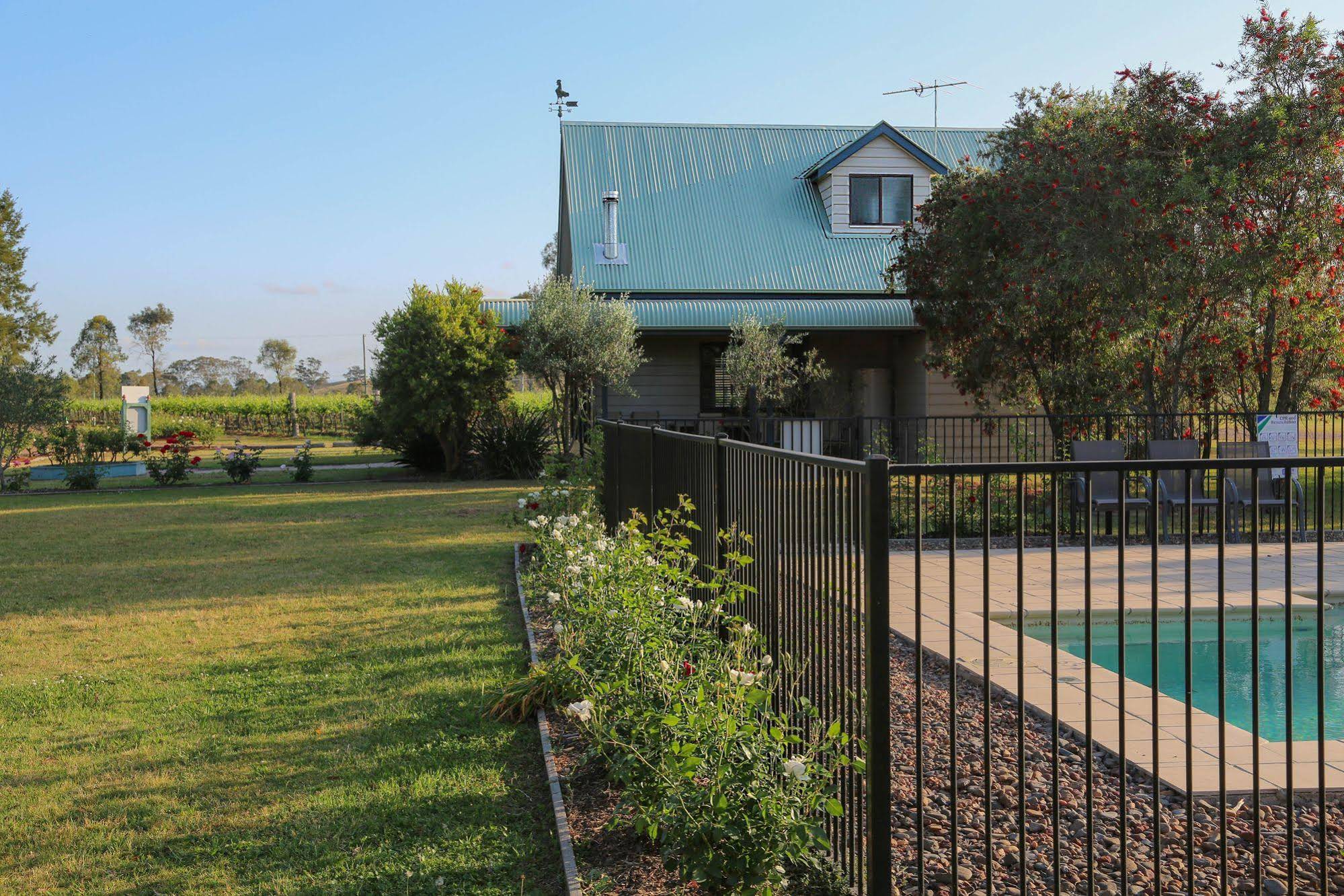 Emmas Cottage Vineyard