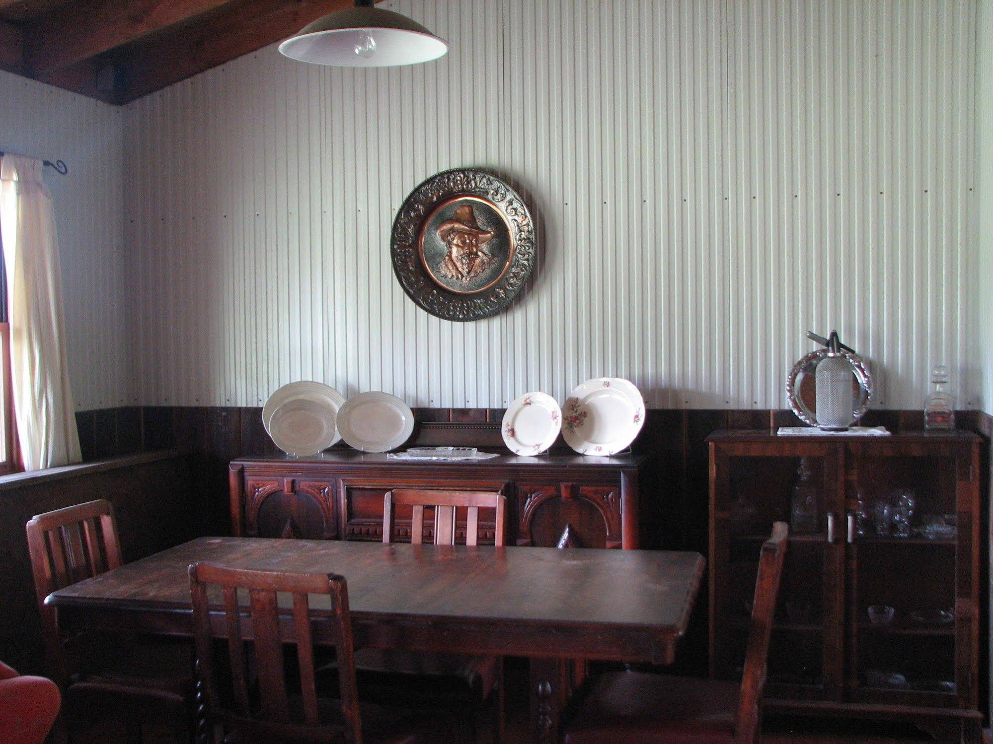 Lovedale Cottages