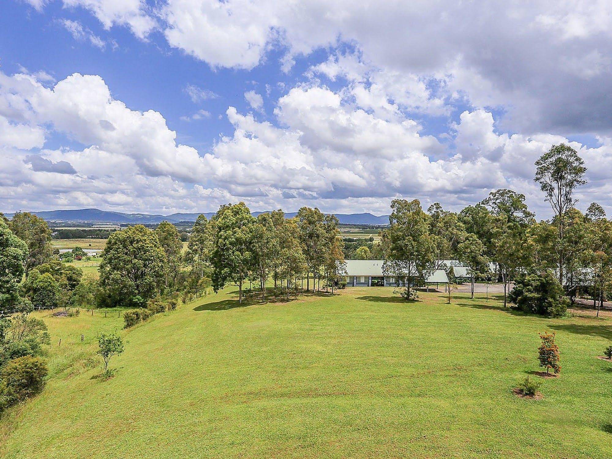 Vineyard Hill Retreat