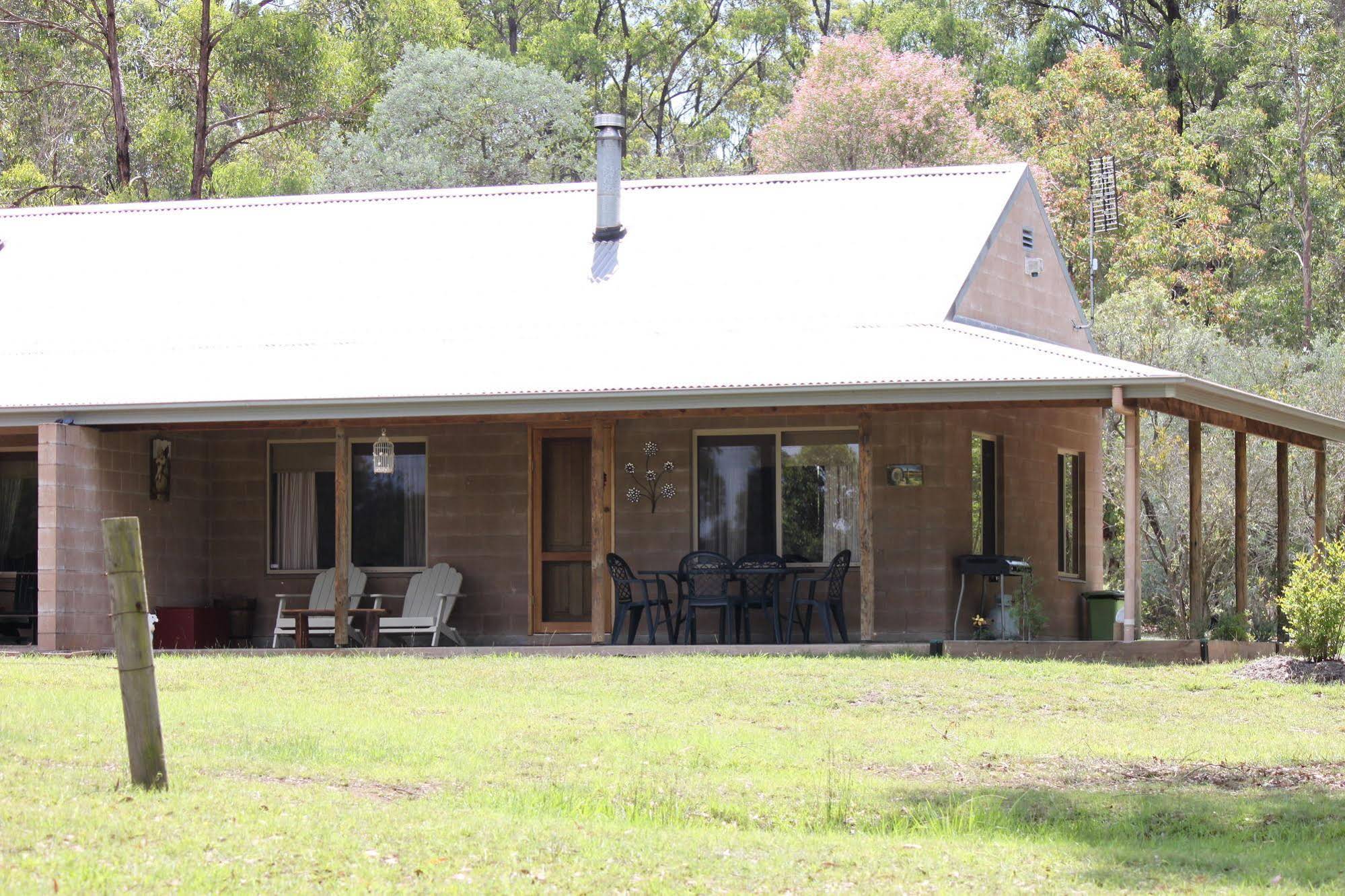 Woodlane Cottages