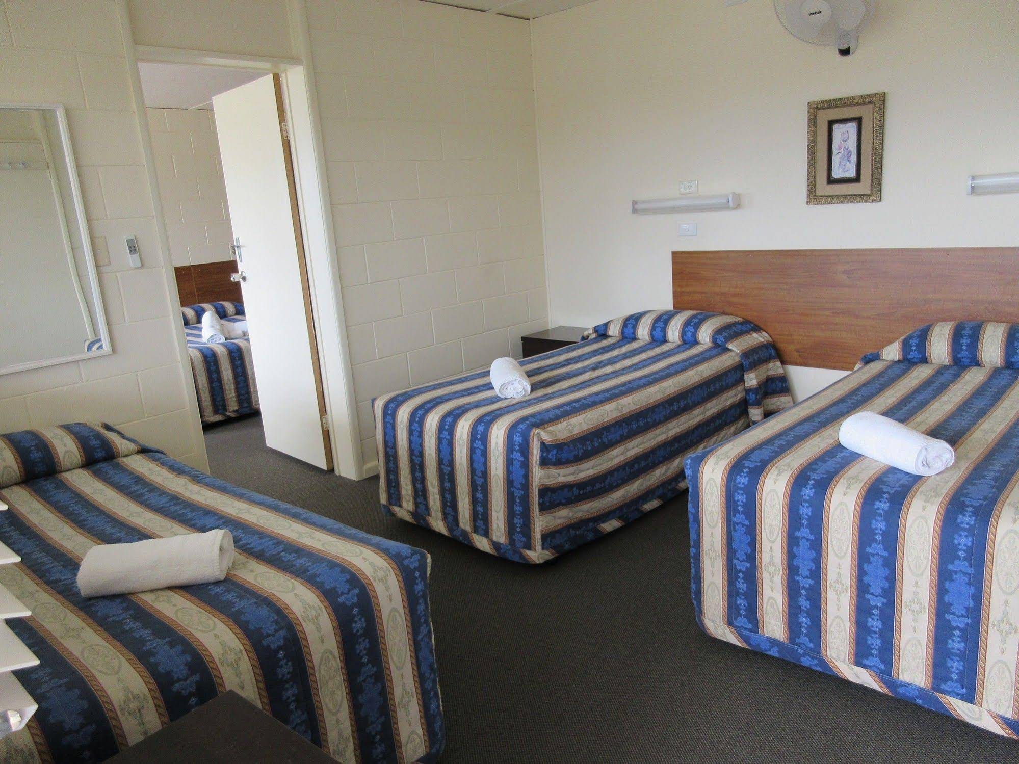 Waterview Motel