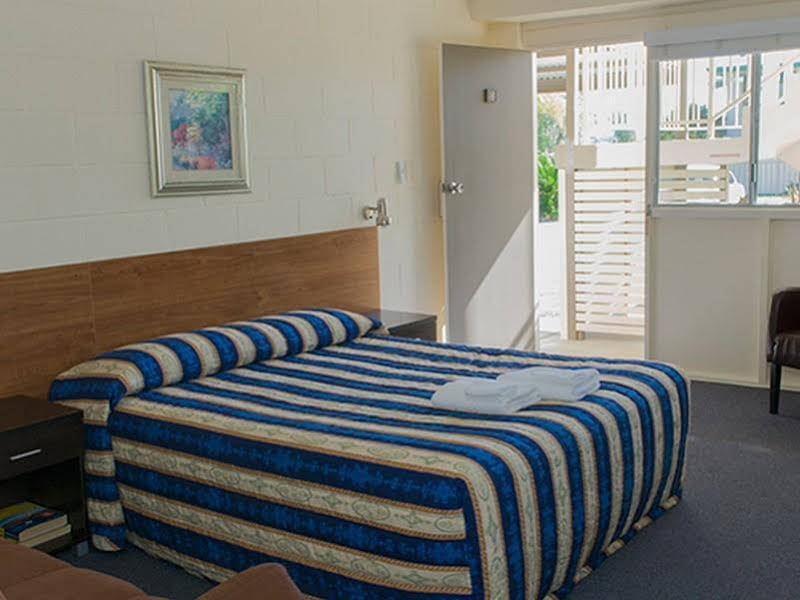 Waterview Motel