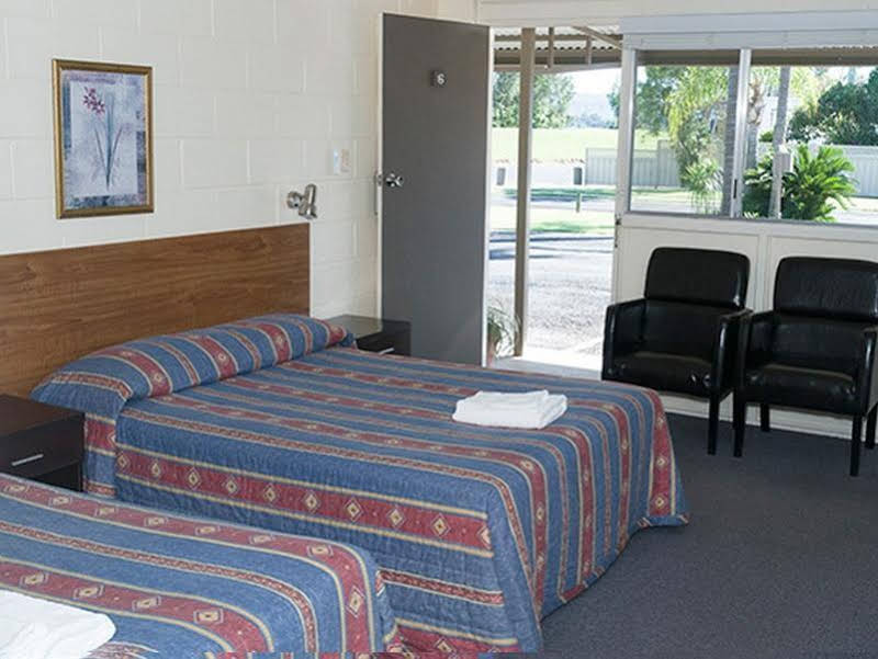 Waterview Motel