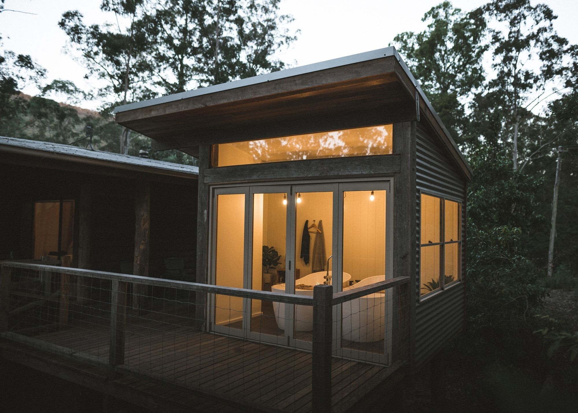 Carawirry Forest Escape