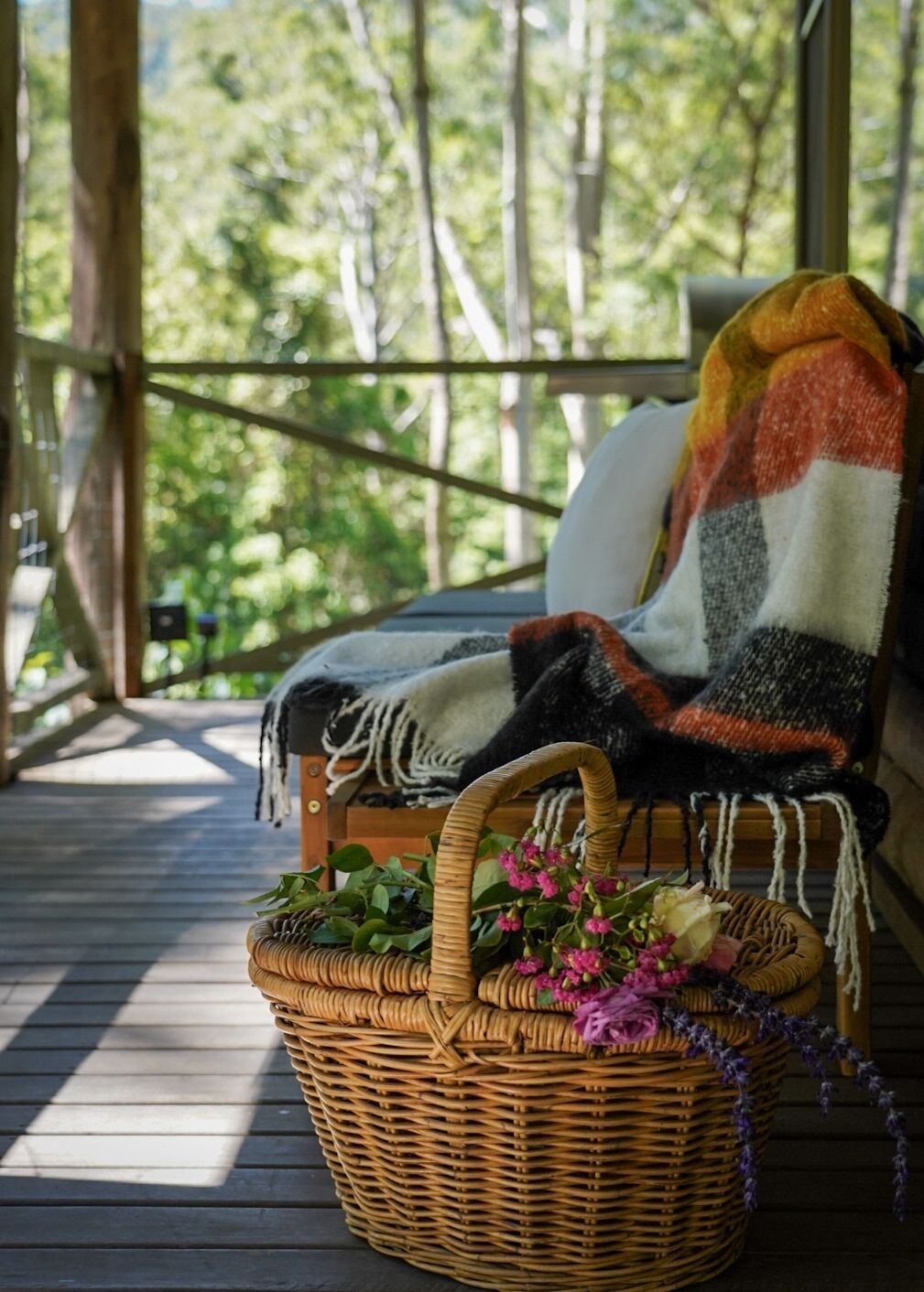 Carawirry Forest Escape