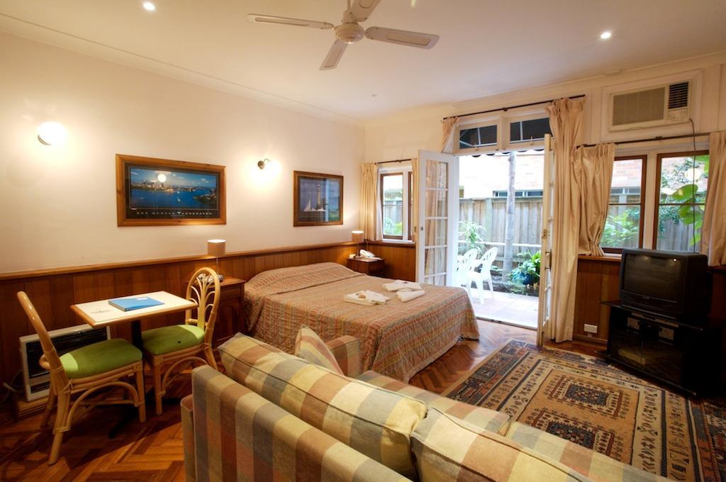 Manly Lodge Guest House