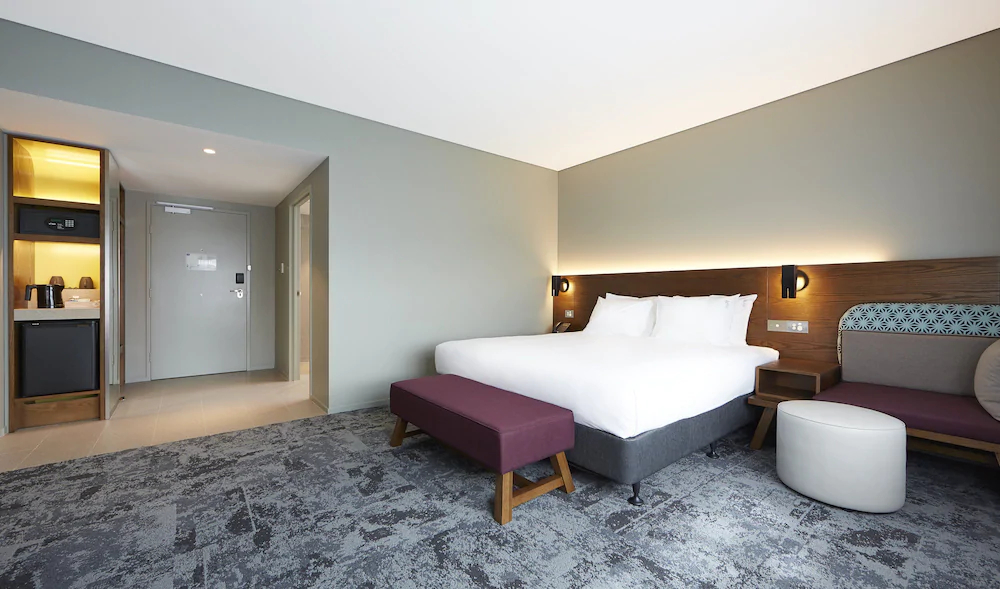 Holiday Inn Express Sydney Airport