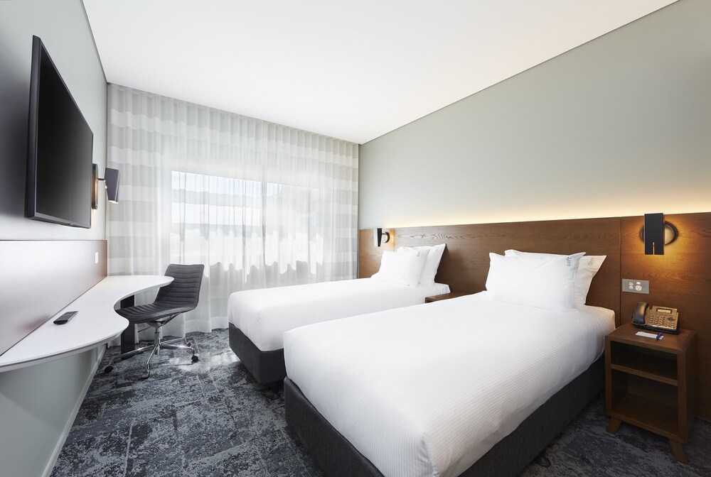 Holiday Inn Express Sydney Airport